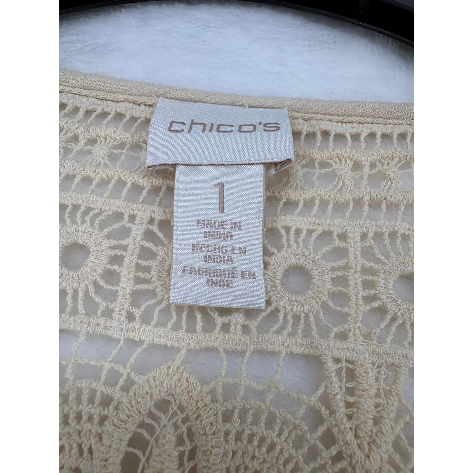 Chico's Blouse Womens 1 Medium Top Cream Lace Yoke 3/4 Sleeve Rayon Gauze - Thumbnail 2