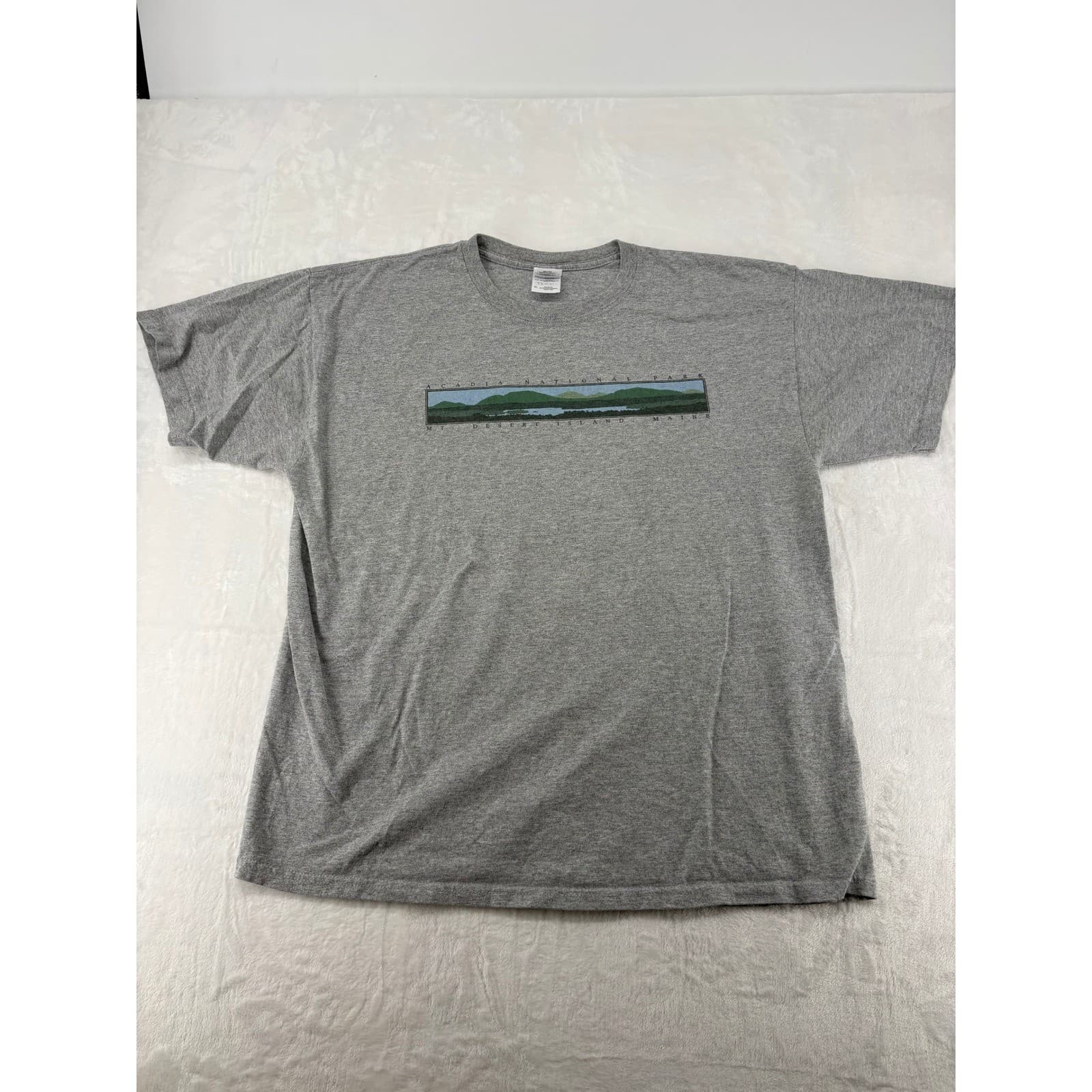 Gildan T-Shirt Womens XL Gray Acadia National Park Mt Desert Island Maine