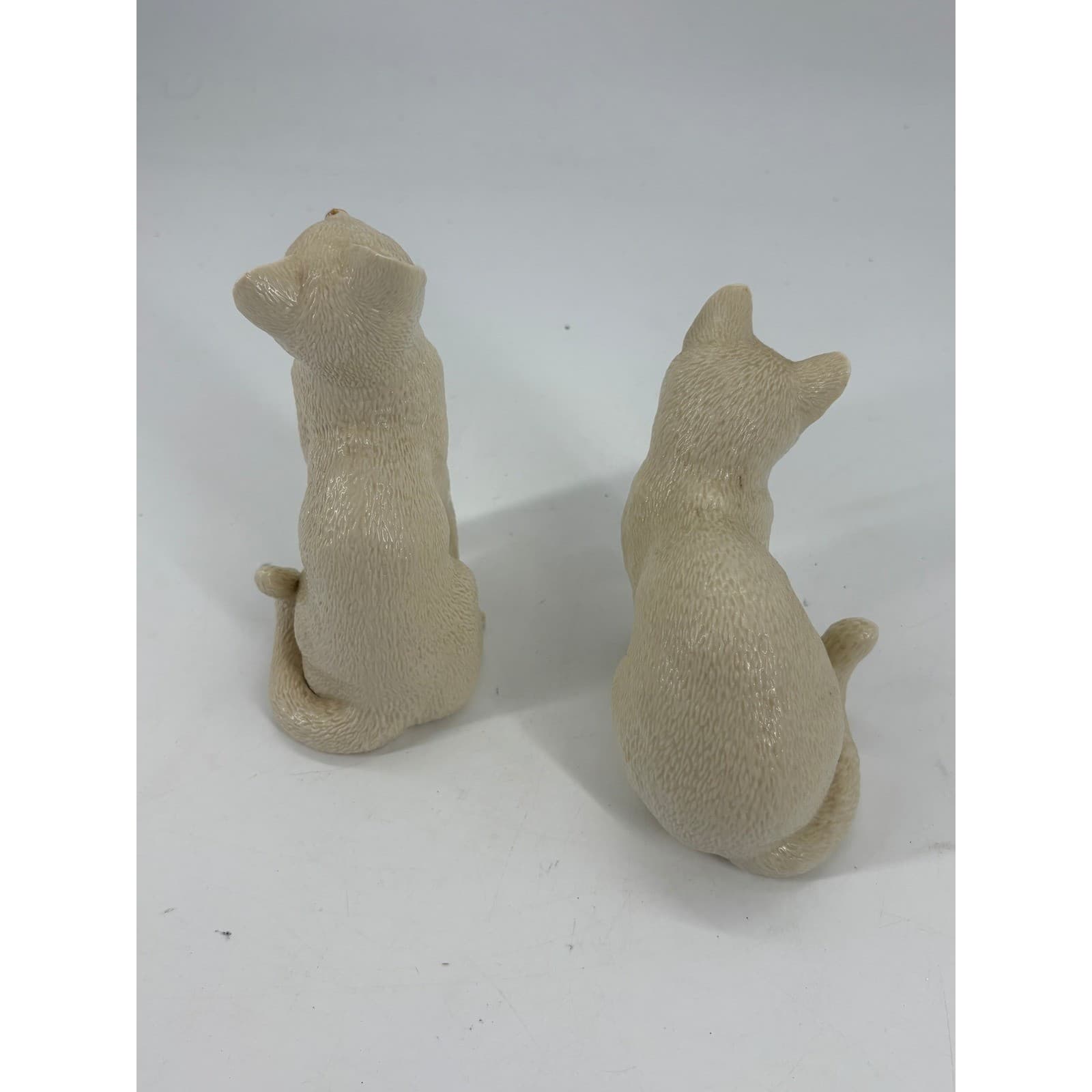 Lenox Cat Figurines Eye to Eye Fascinating Ladybug Cream Porcelain Set of 2 - Thumbnail 3