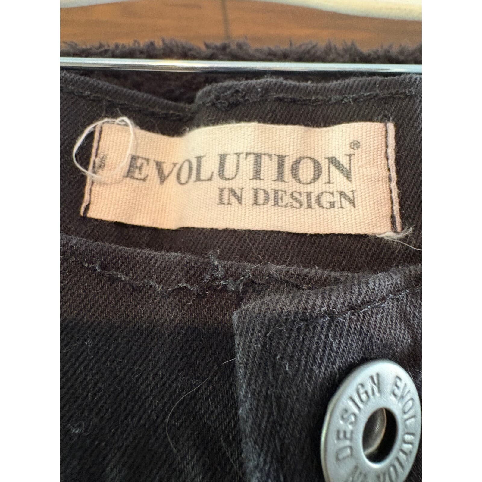 Evolution In Design Jeans Mens 42x33 Black Denim Straight Leg Pants 42 - Thumbnail 2