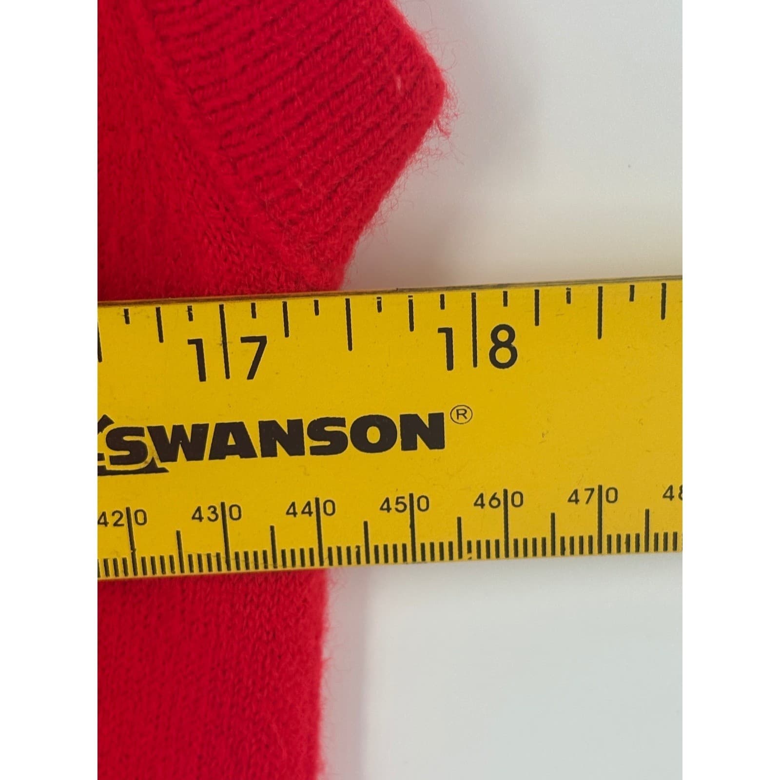 Pickering Sweater Vest Womens L Sweater Vest Red Gator Hole V-Neck Acrylic - Thumbnail 5