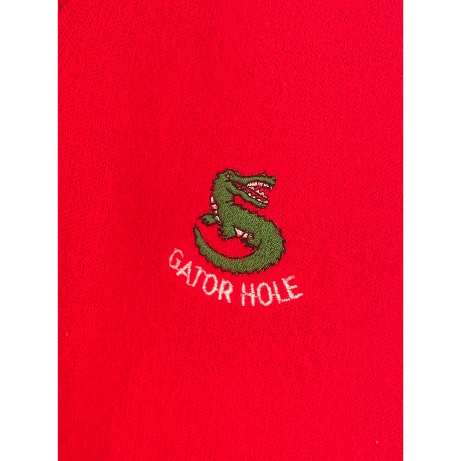 Pickering Sweater Vest Womens L Sweater Vest Red Gator Hole V-Neck Acrylic - Thumbnail 3