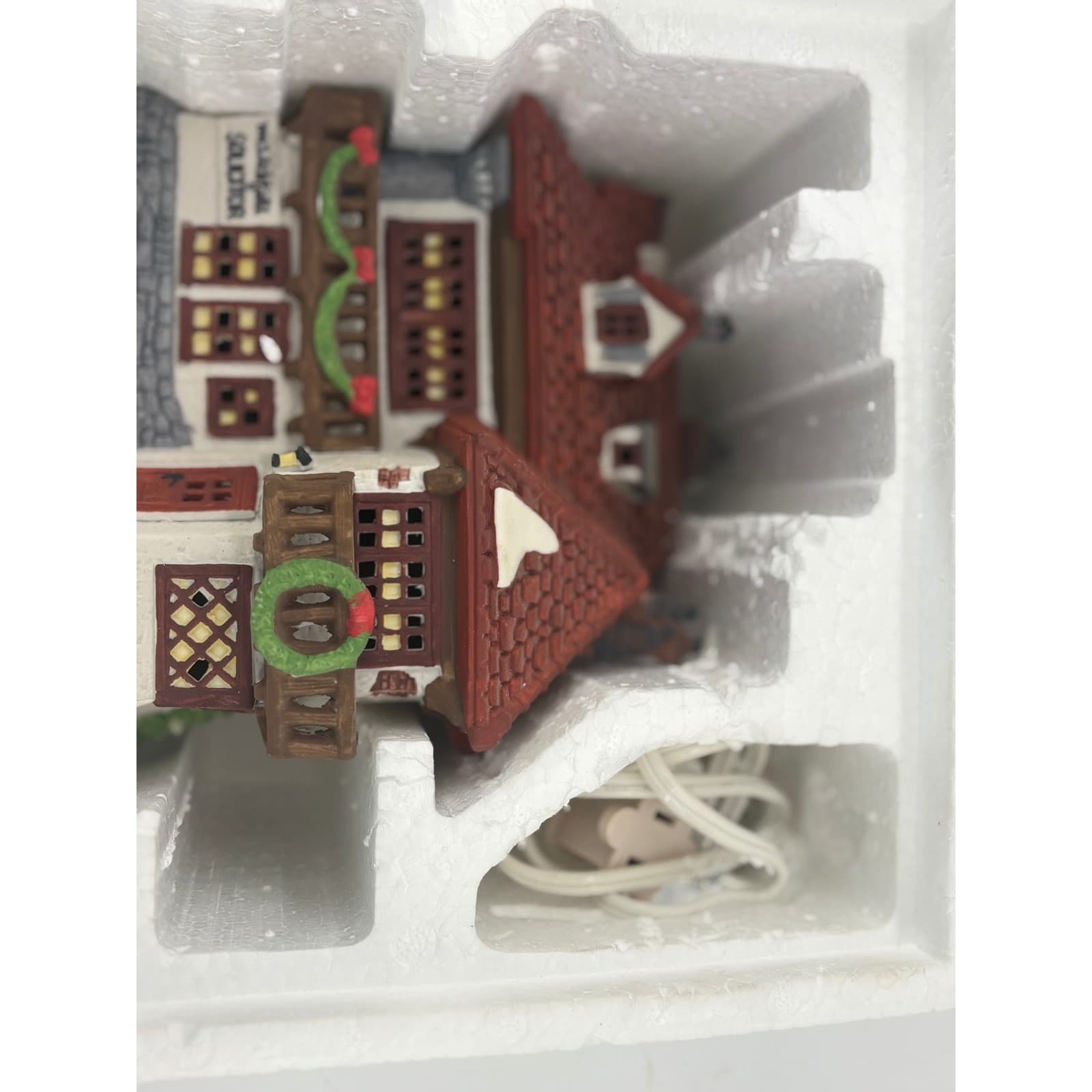 Department 56 Dickens Village Mr Wickfield Solicitor Porcelain House 5930-5 - Thumbnail 8