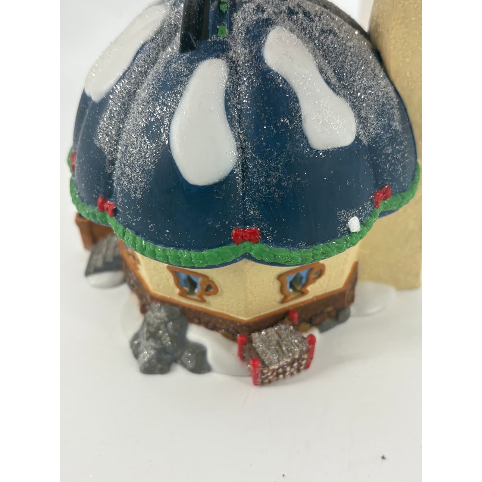 Department 56 Tillie's Tiny Cup Cafe North Pole Elf Land 56401 Christmas Village - Thumbnail 5
