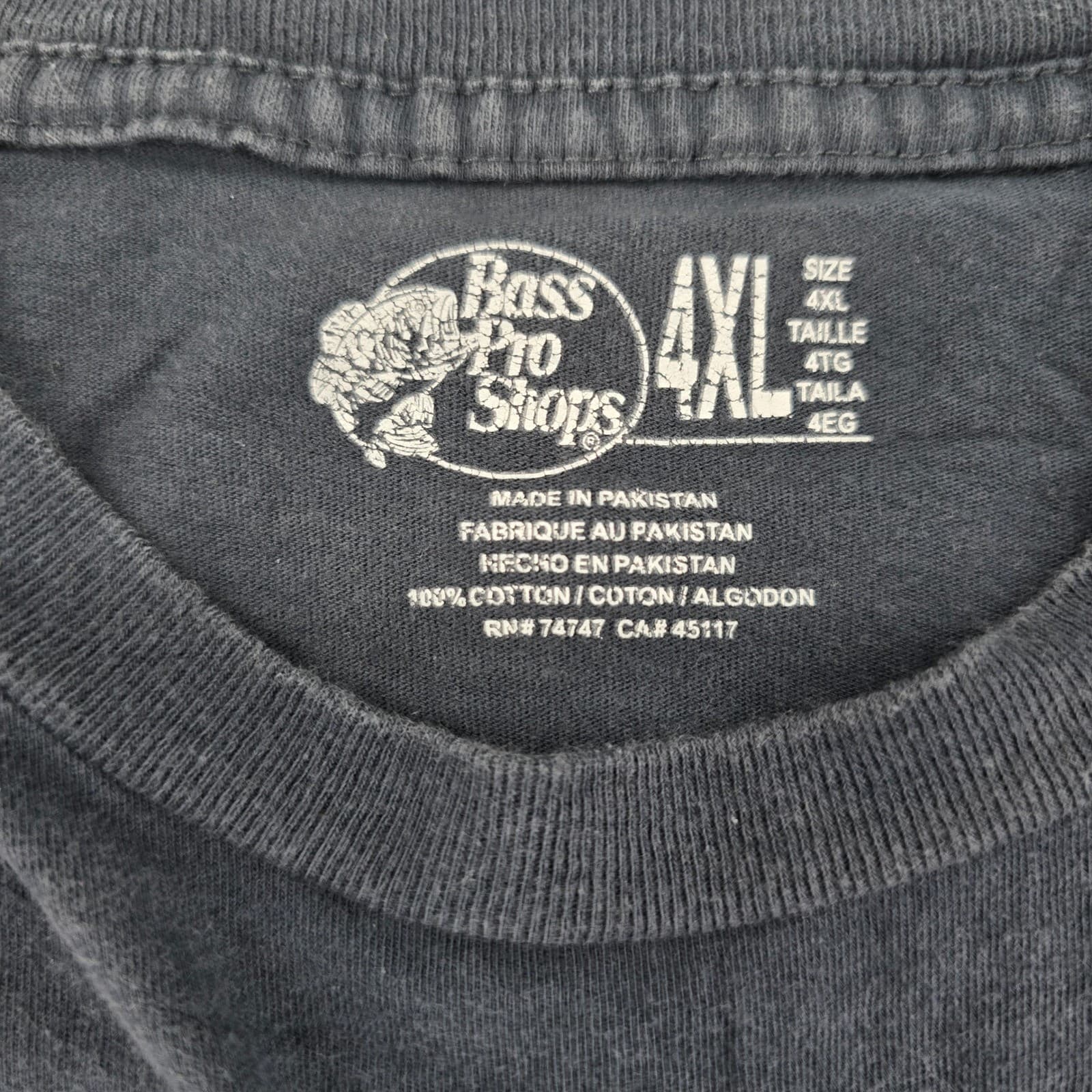 Bass Pro Shops T-Shirt Mens 4XL Tee Black Camo Logo Graphic Outdoor 100% Cotton - Thumbnail 2