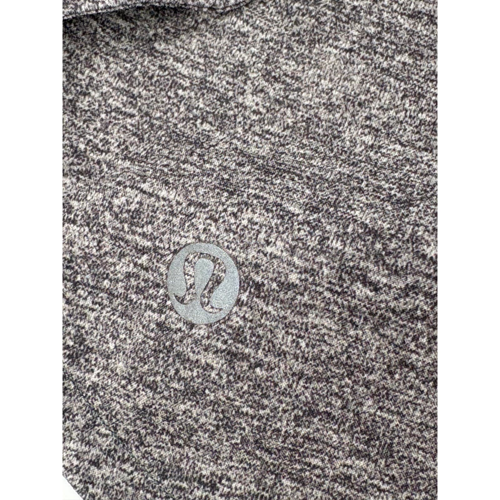 Lululemon Women's Gray Heathered Running Shorts Size 4 Zipper Pocket - Thumbnail 3