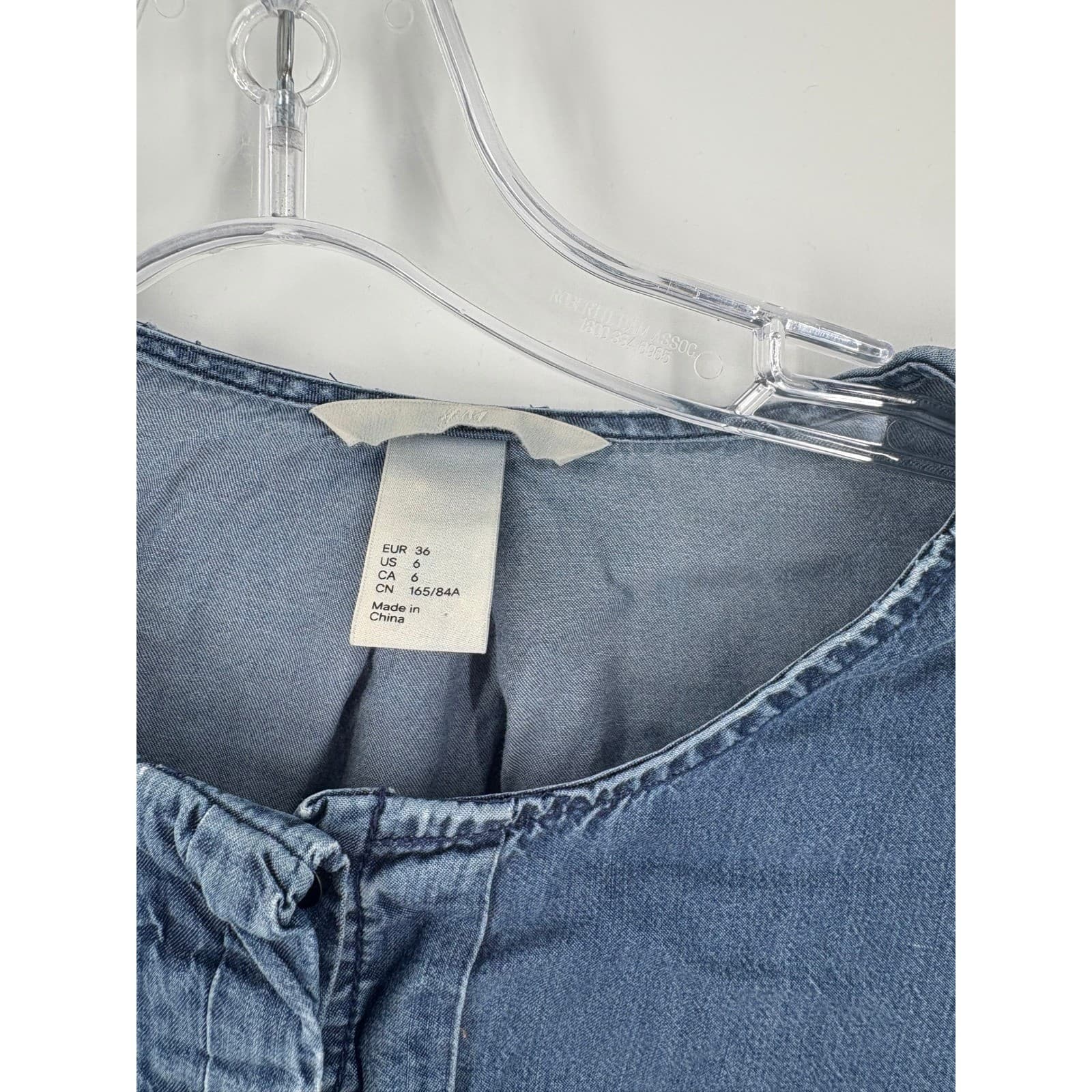 H&M Denim Chambray Long Sleeve Button Up Shirt Top Women US 6 Black Pocket - Thumbnail 2