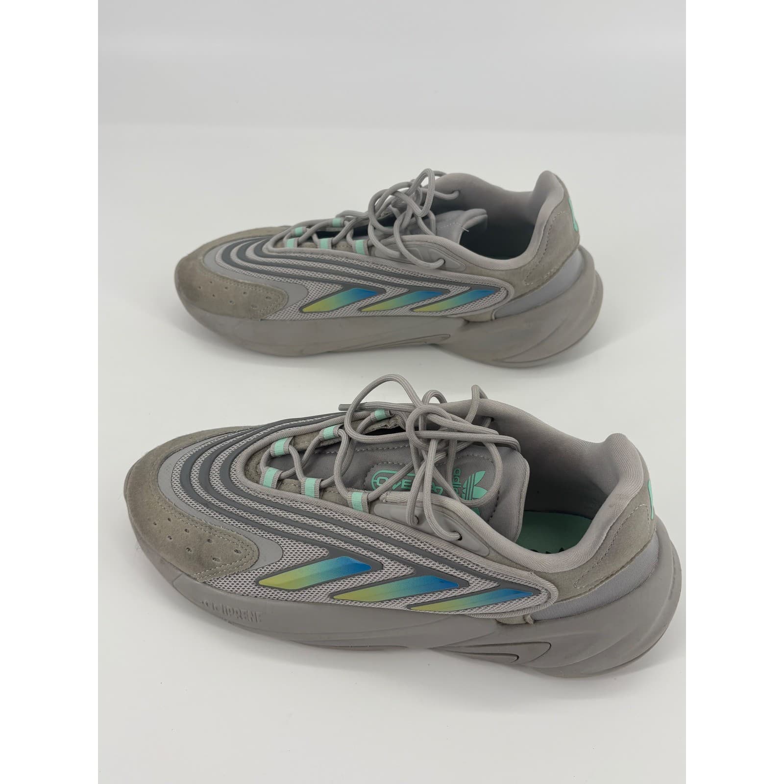 Adidas Ozweego Adiprene Gray Iridescent Accent Sneakers Women's Size 6.5 - Thumbnail 4