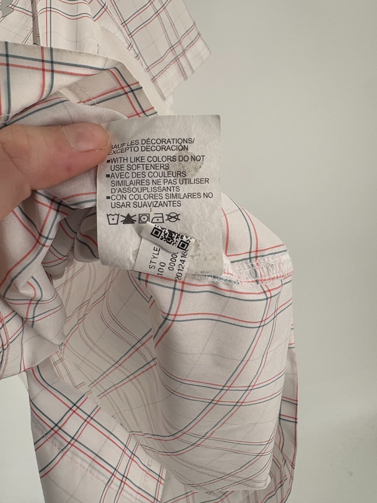 Under Armour HeatGear Men’s M Plaid Fishing Shirt Button Front Short Sleeve - Thumbnail 5