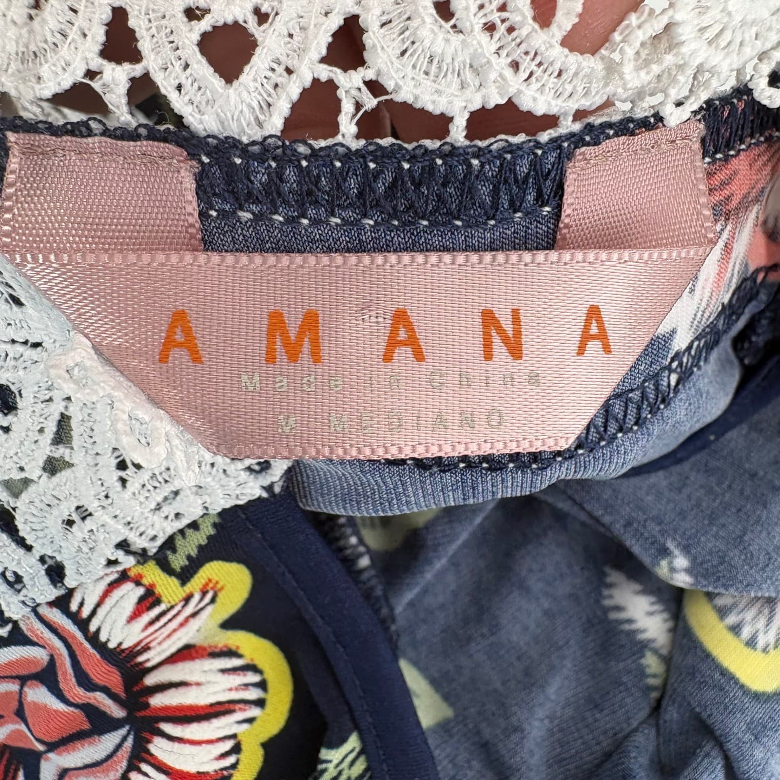 AMANA Navy Floral Lace Trim V Neck Sleeveless Tank Top Women's M - Thumbnail 4