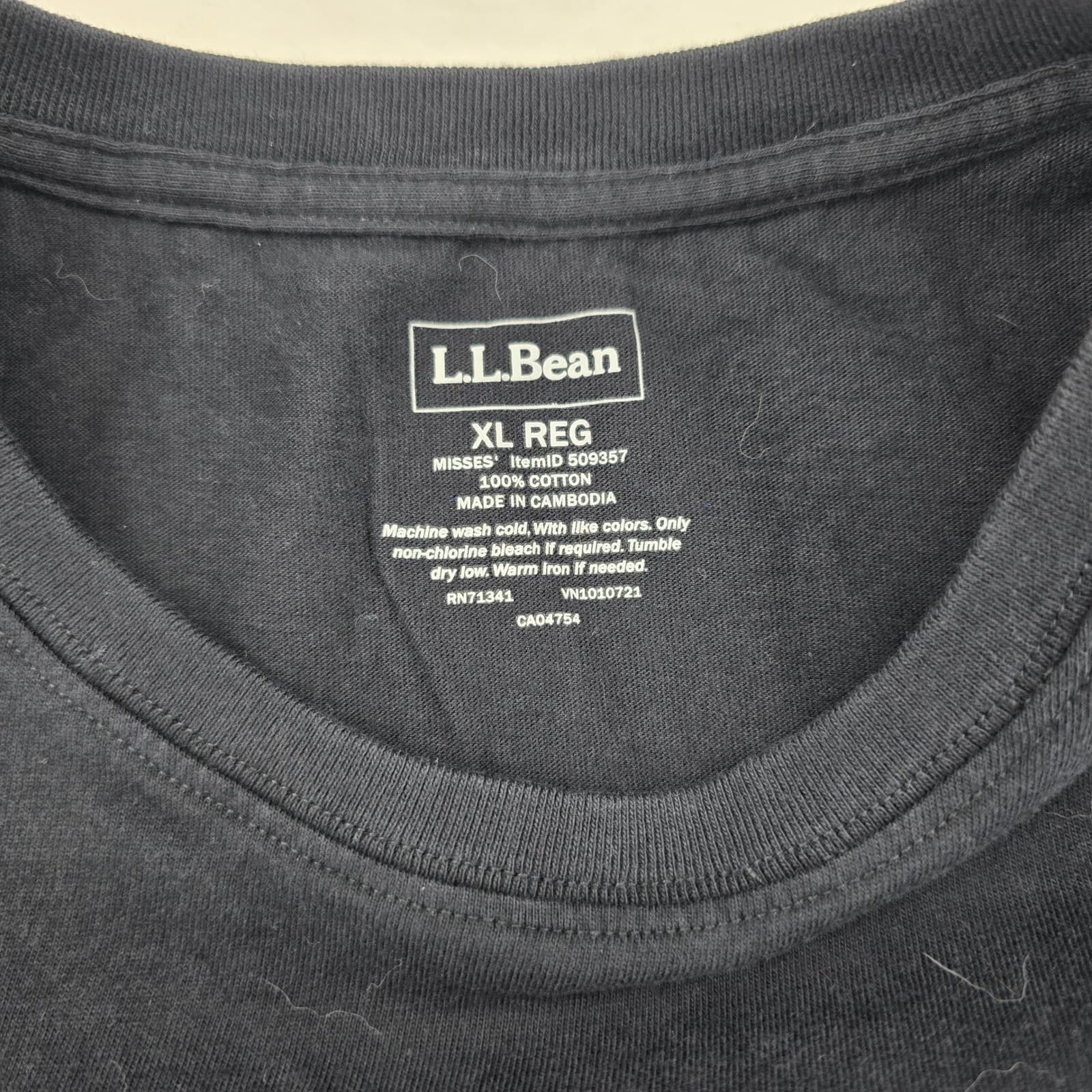 L.L.Bean T-Shirt Womens XL Long Sleeve Tee Black Cotton Crewneck 509357 - Thumbnail 2