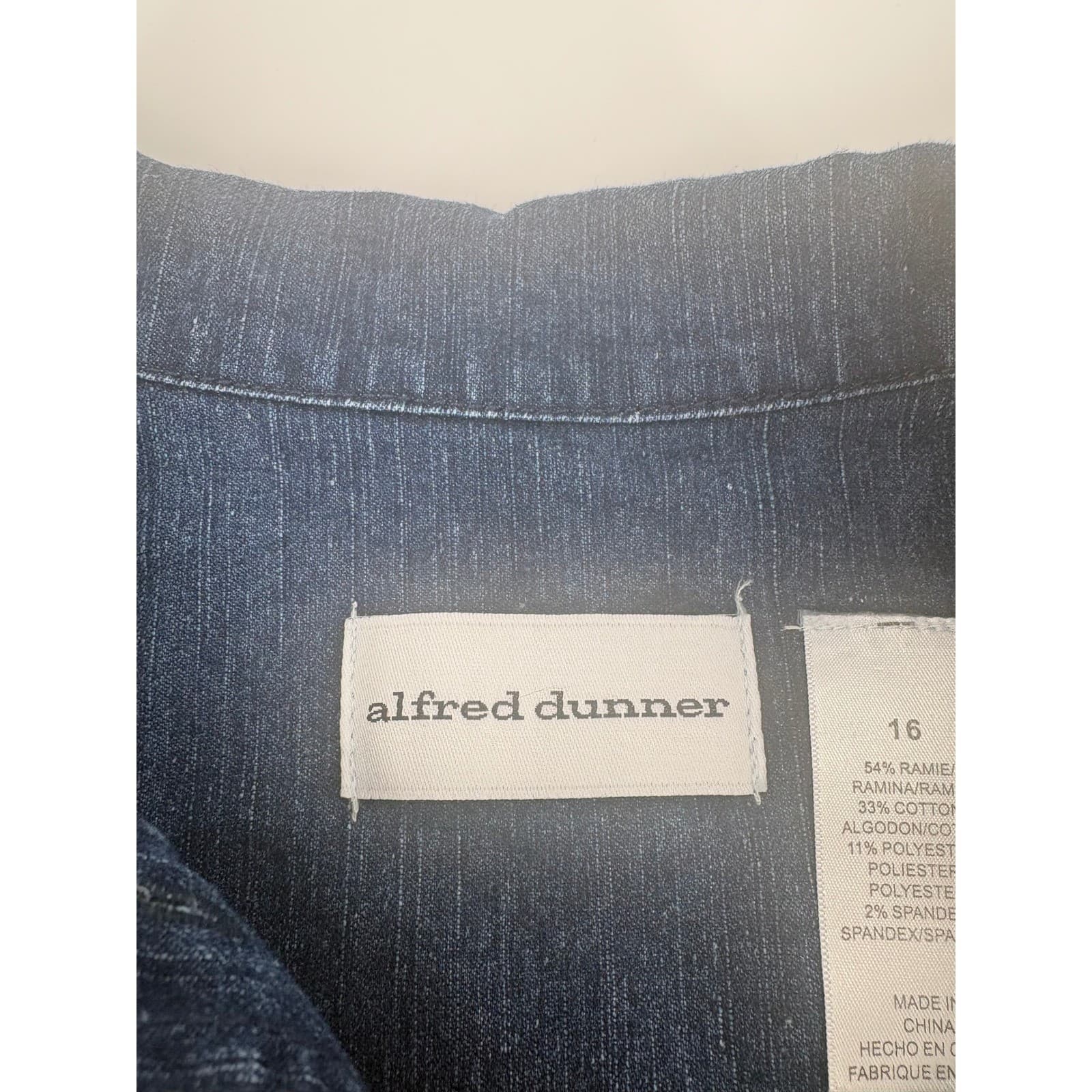Alfred Dunner Denim Jacket Womens 16 Blue Embellished 3/4 Sleeve Button Up - Thumbnail 3