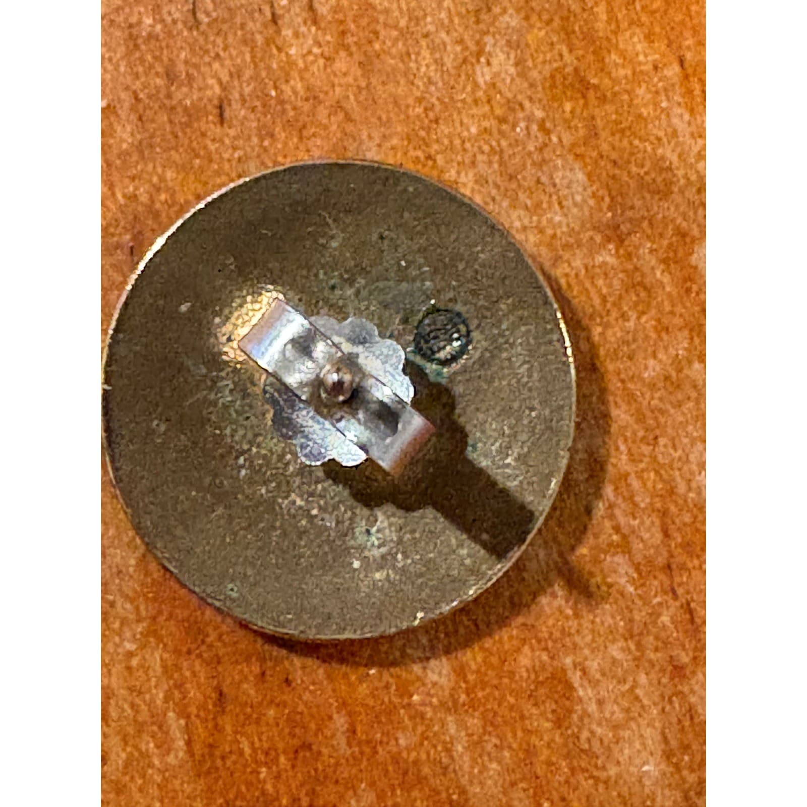 Unbranded Stud Earrings Womens OS Coin Style Bronze Gold Tone Vintage Relief - Thumbnail 2