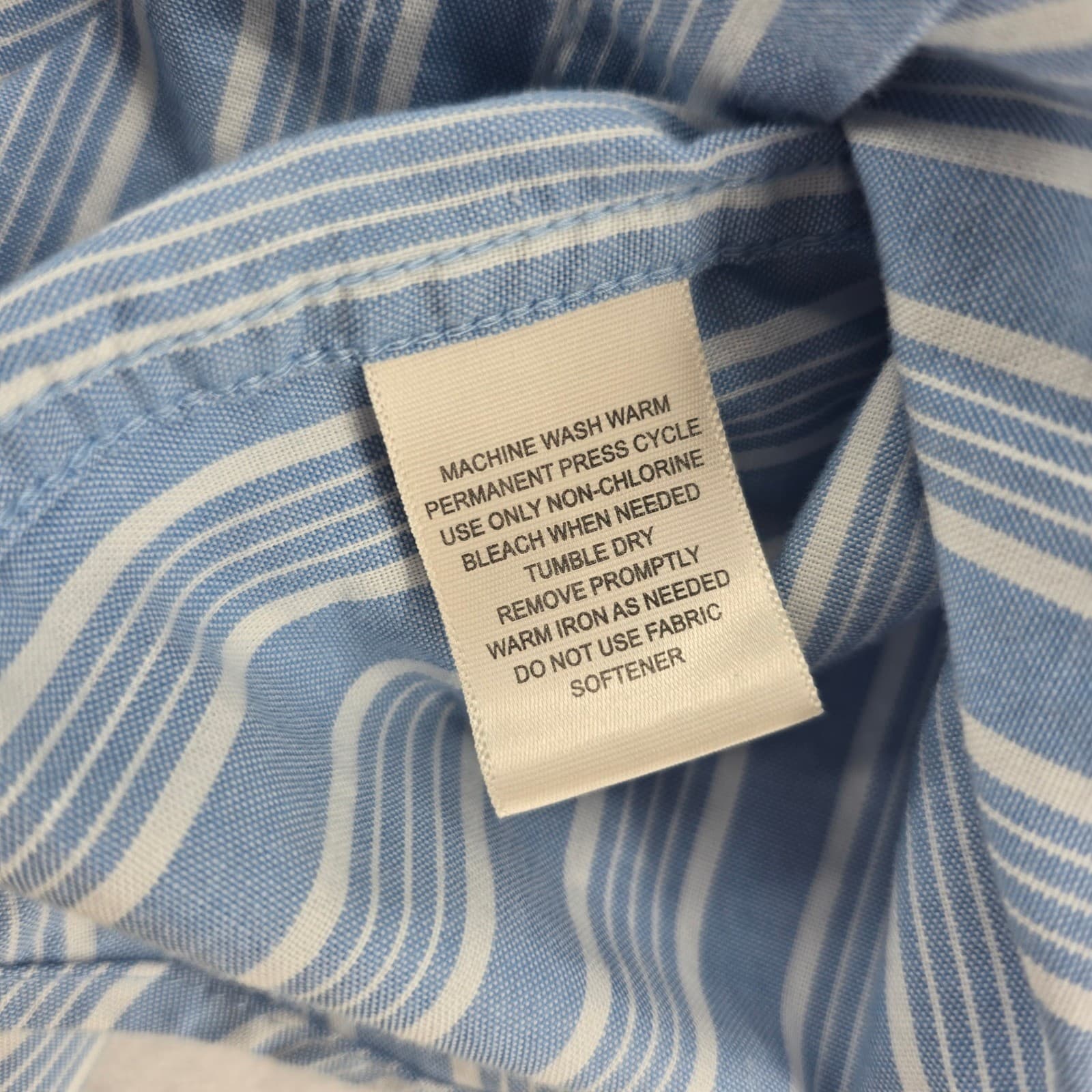 St. Johns Bay Shirt Mens Medium Button Down Blue White Striped Short Sleeve - Thumbnail 3
