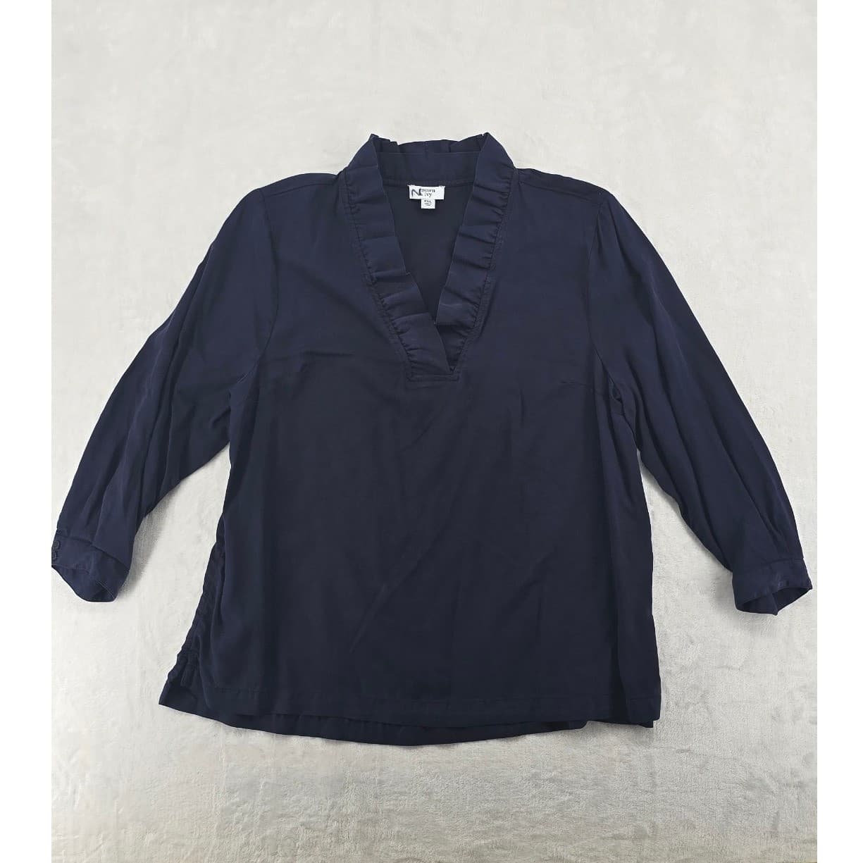 Crown & Ivy Blouse Womens PXL Top Navy Blue Ruffle V-Neck 3/4 Sleeve Cotton