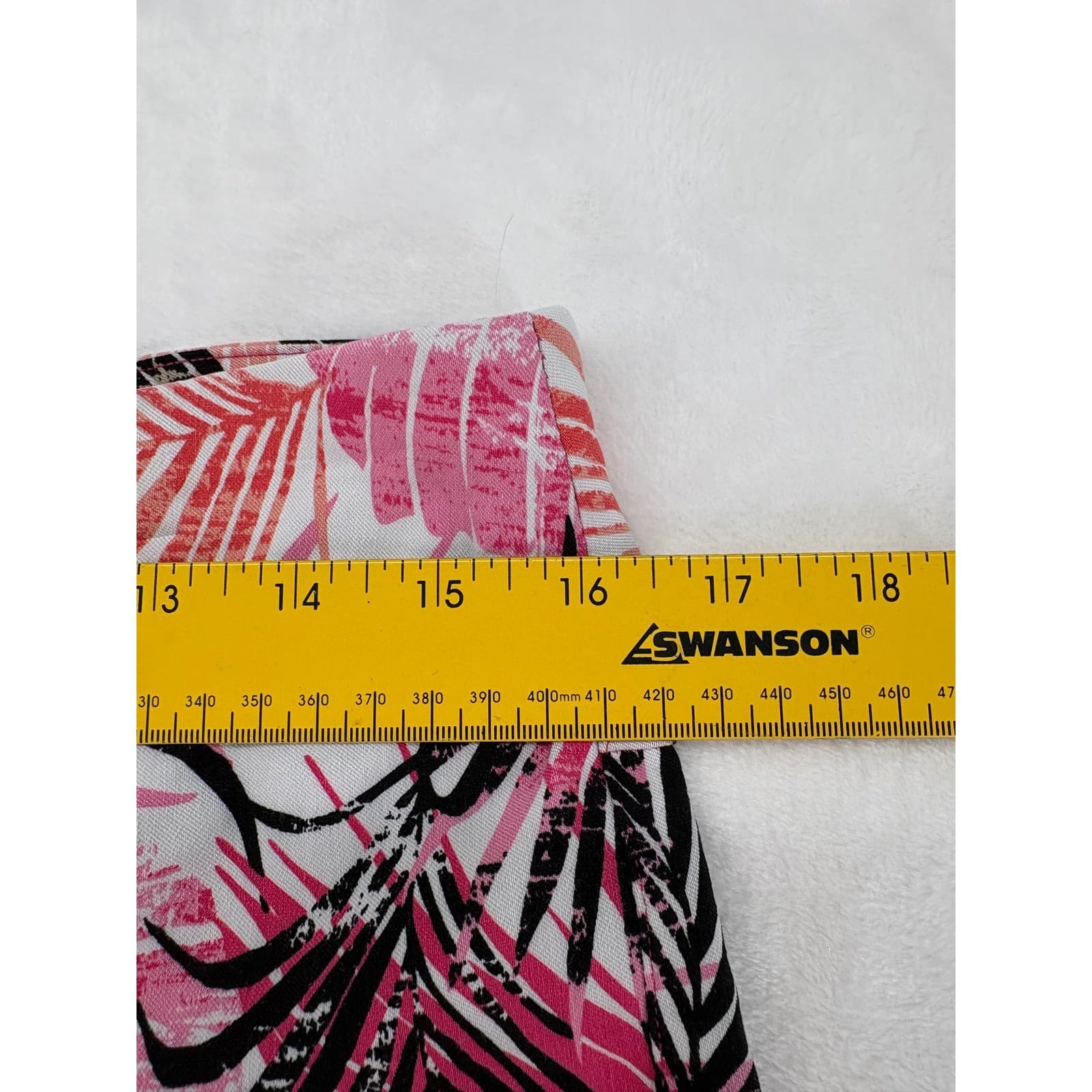 N Touch Bermuda Shorts Womens 10 Shorts Pink Tropical Palm Leaf Print Stretch - Thumbnail 3
