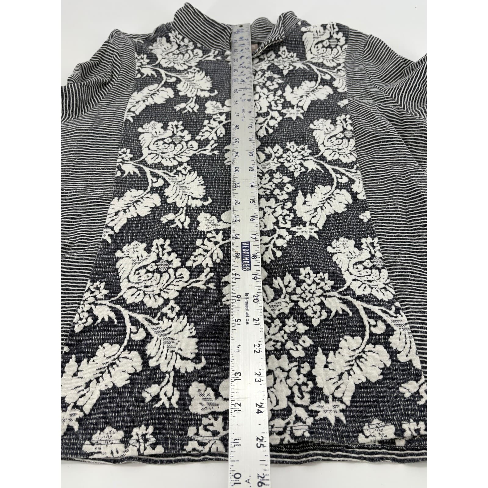 Chicos Women's Floral Stripe Pullover Top Size 3 Black & White Long Sleeve - Thumbnail 8