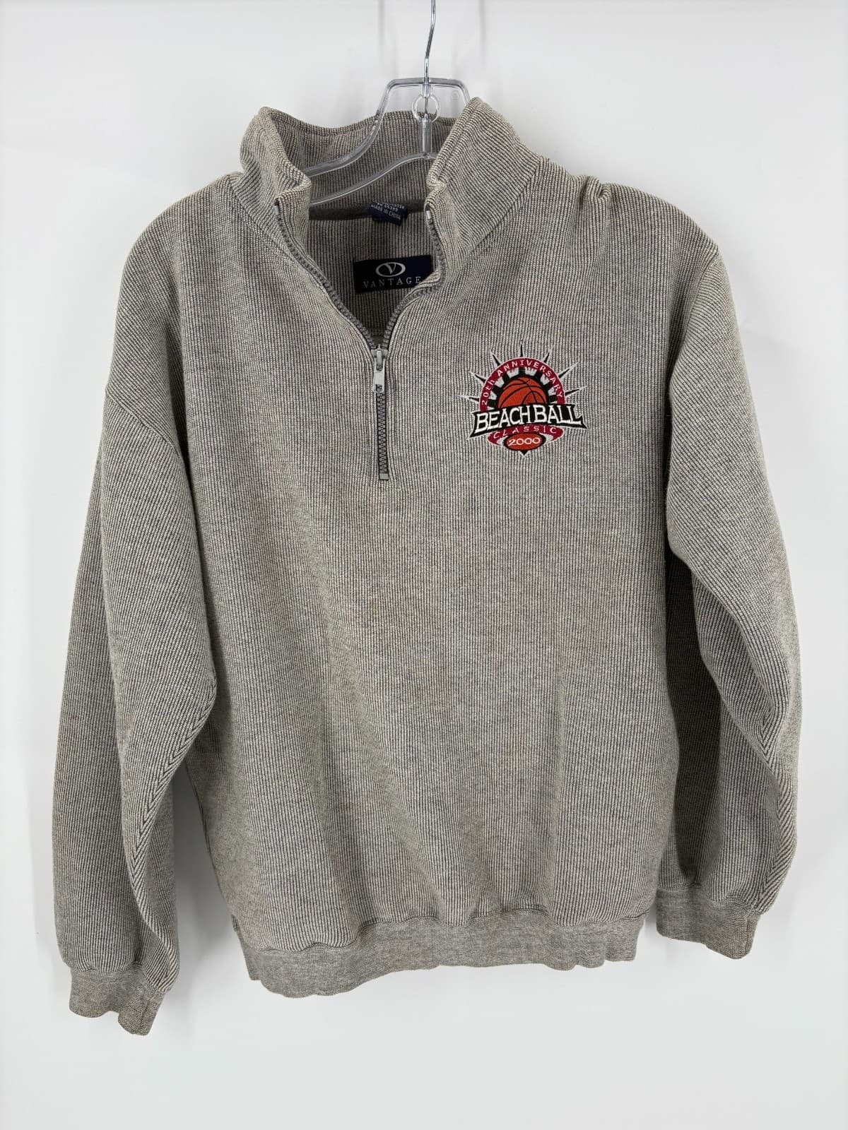 Vantage Beach Ball Classic 2009 Quarter Zip Sweatshirt Men’s Small Gray