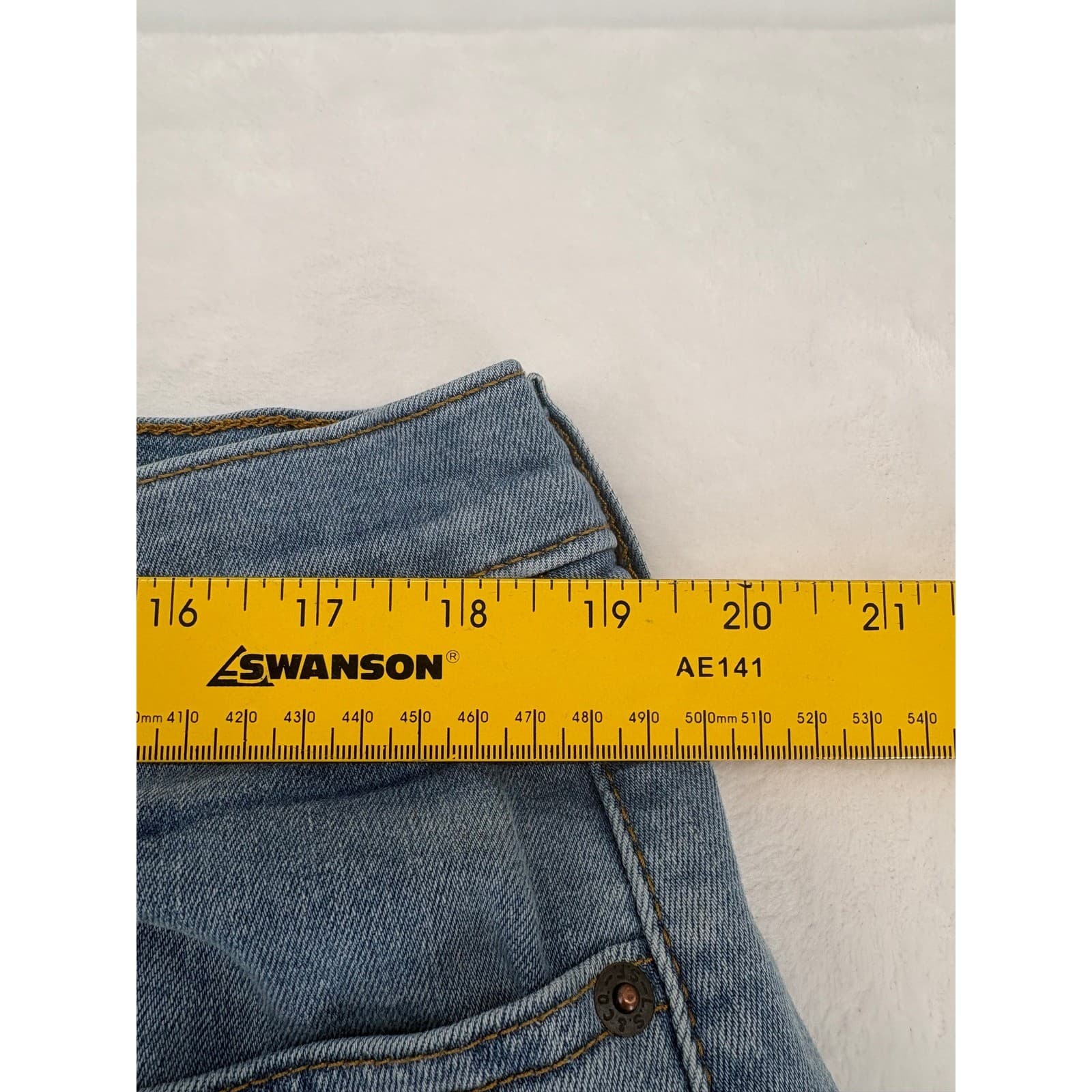Levi's 506 Jeans Men's 38x30 Straight Fit Blue Light Wash Denim - Thumbnail 2