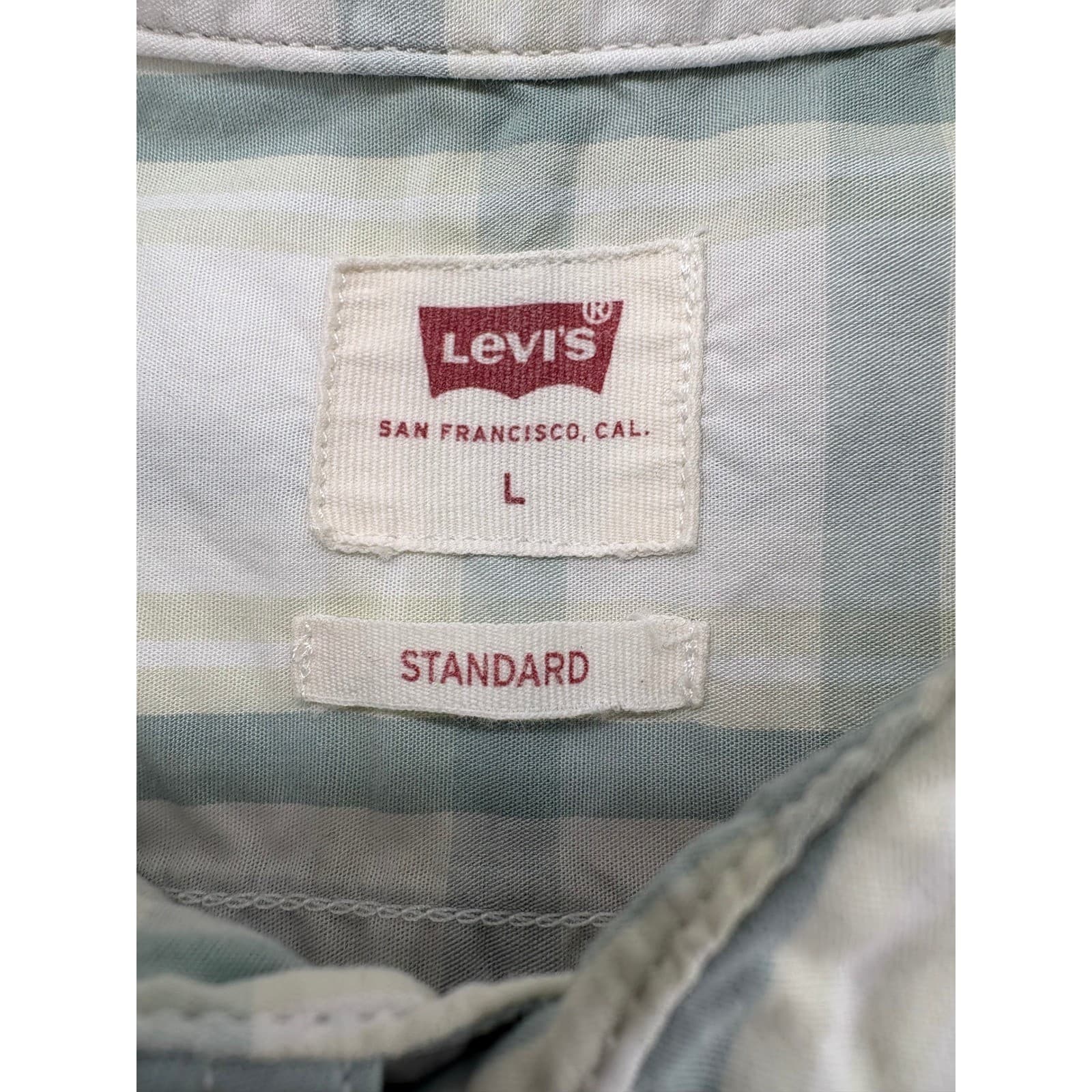 Levi's Button Down Mens Large Shirt Green White Plaid Short Sleeve Standard Fit - Thumbnail 2