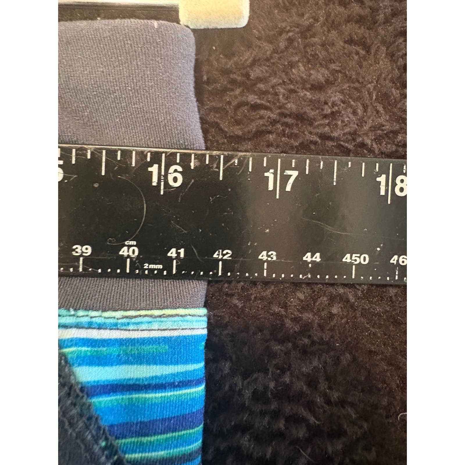 Old Navy Active Gray Athletic Shorts XL Women's Running Striped Pockets - Thumbnail 4