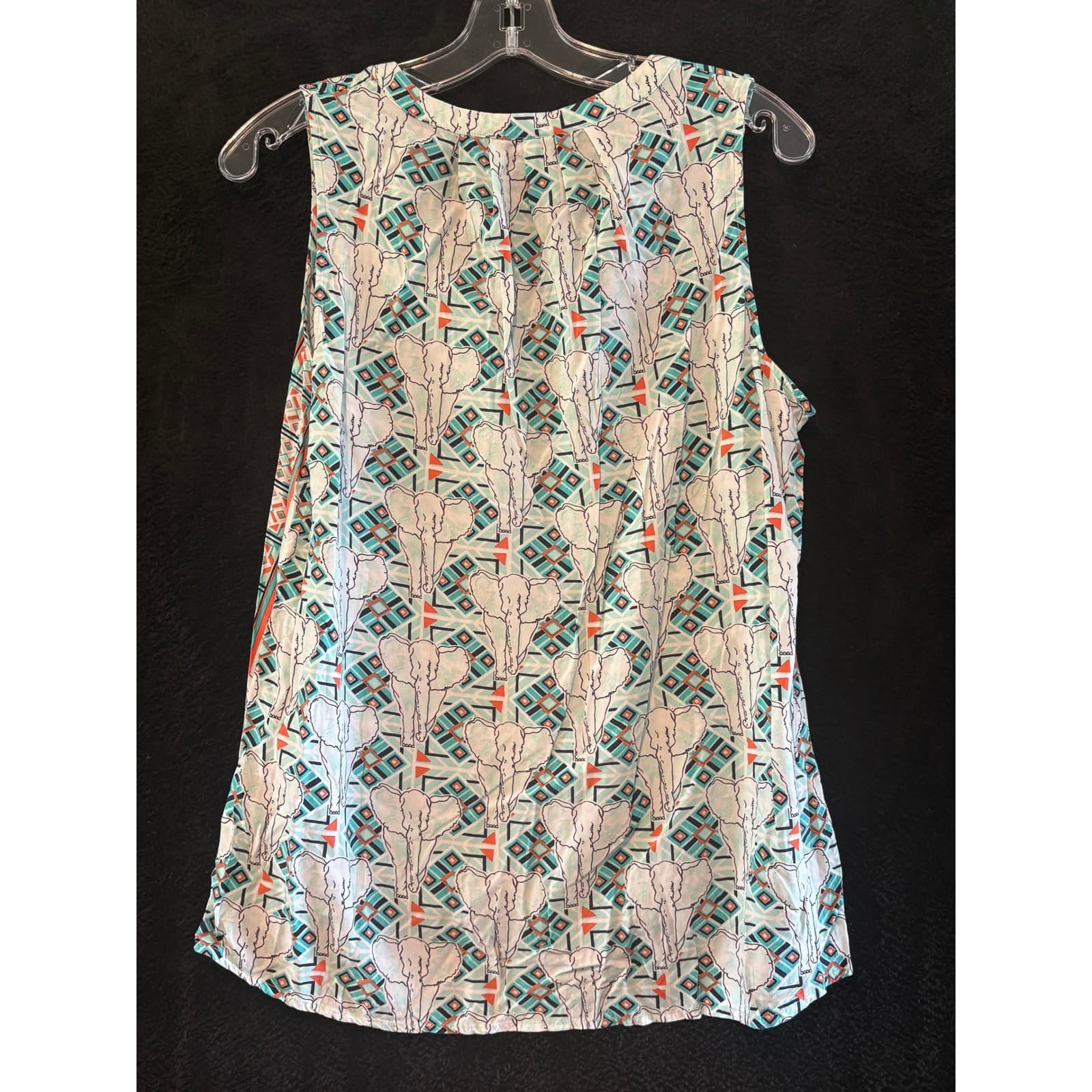 Crown & Ivy Womens Sleeveless V-Neck Top Elephant Print Size L - Thumbnail 6