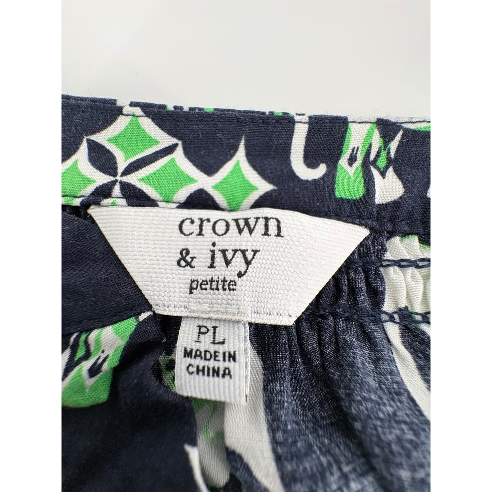 Crown & Ivy Petite Women's Navy Elephant Print 3/4 Sleeve V-Neck Blouse PL - Thumbnail 2