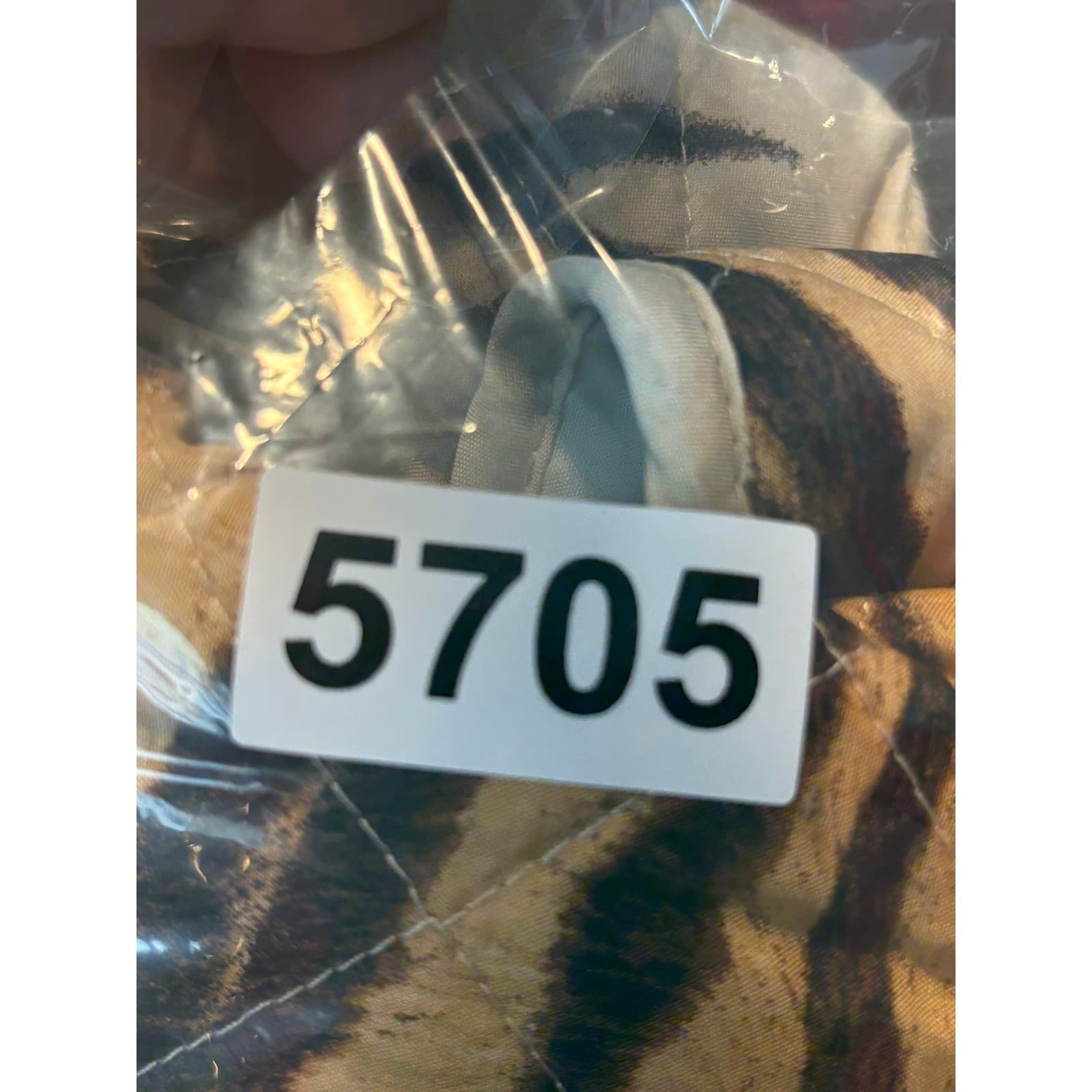 NWT Chico's Quilted Jacket Tiger Print Coat $139 Sz. 2 (Large) Outerwear - Thumbnail 9
