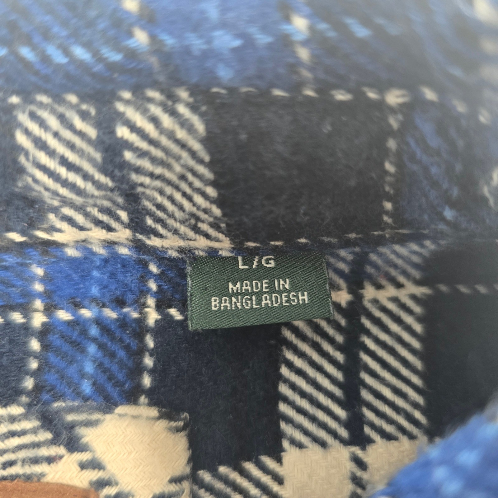 Orvis Flannel Mens L Shirt Blue Plaid Cotton Classic Collection Button Down - Thumbnail 3