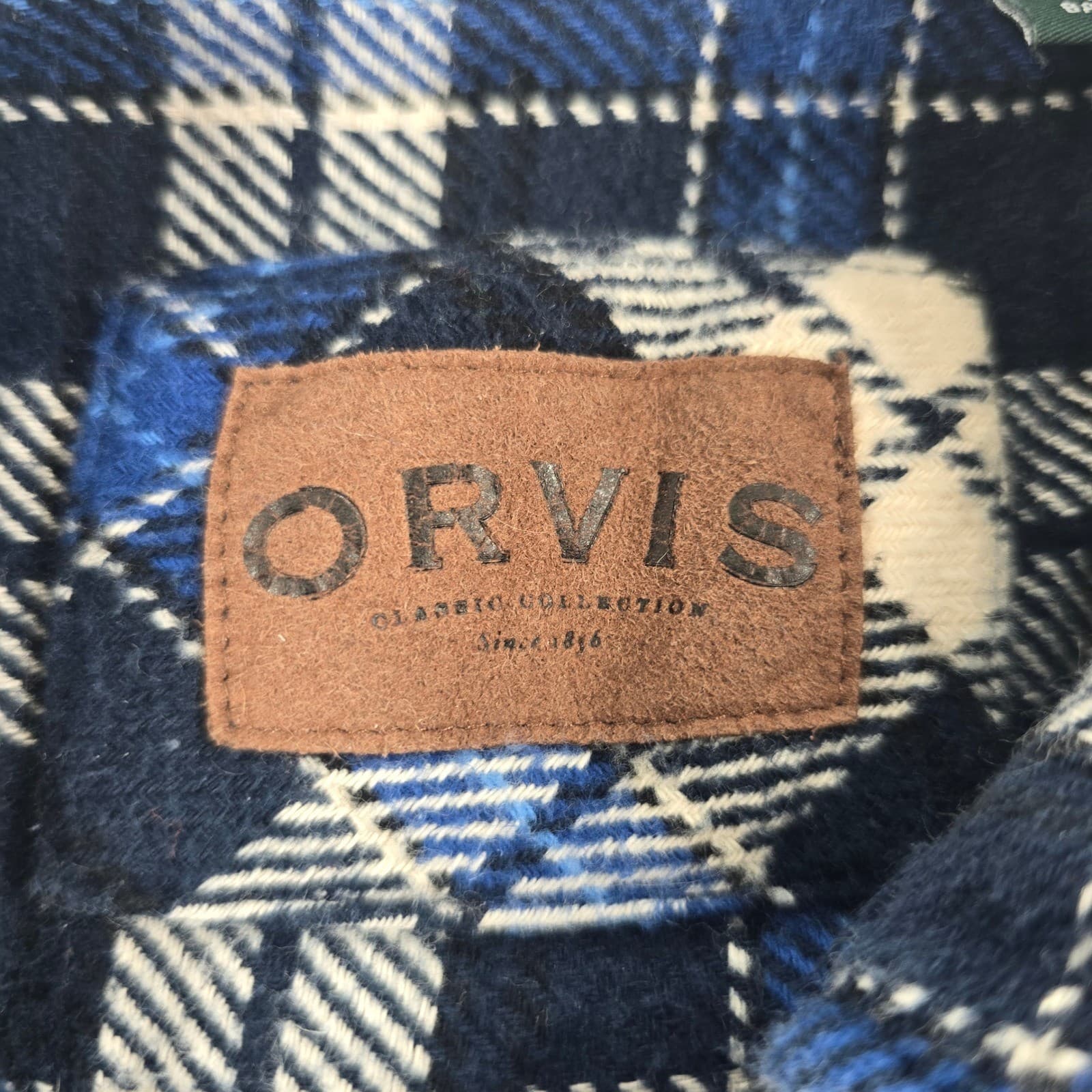 Orvis Flannel Mens L Shirt Blue Plaid Cotton Classic Collection Button Down - Thumbnail 2
