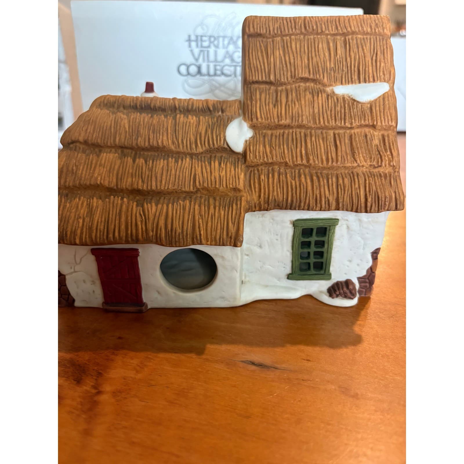 Dept 56 Bob Cratchit Tiny Tim Cottage Dickens Village OS House White Brown 1986 - Thumbnail 4