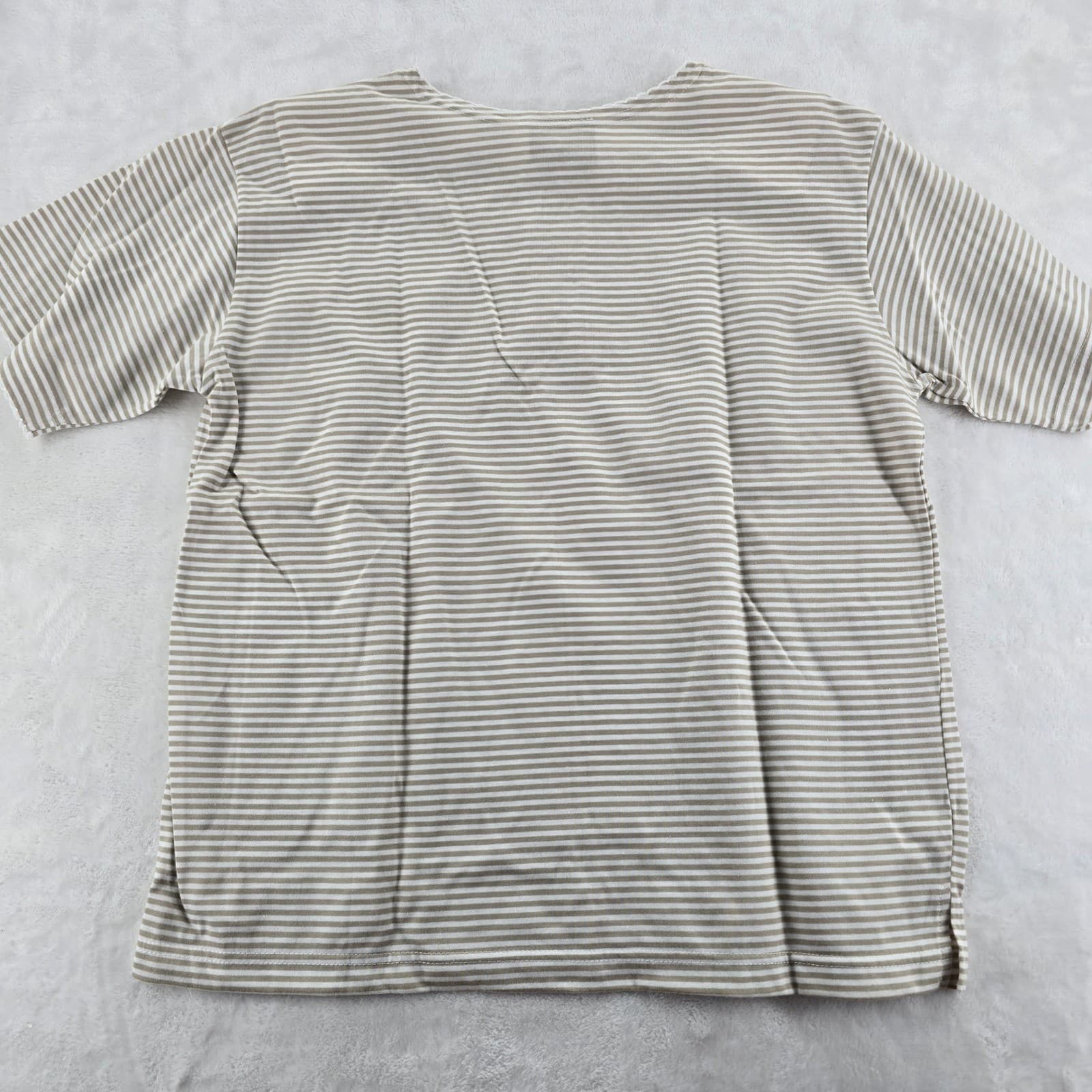 Erika & Company Top Womens M Shirt Tan White Striped Henley Short Sleeve NWT - Thumbnail 8