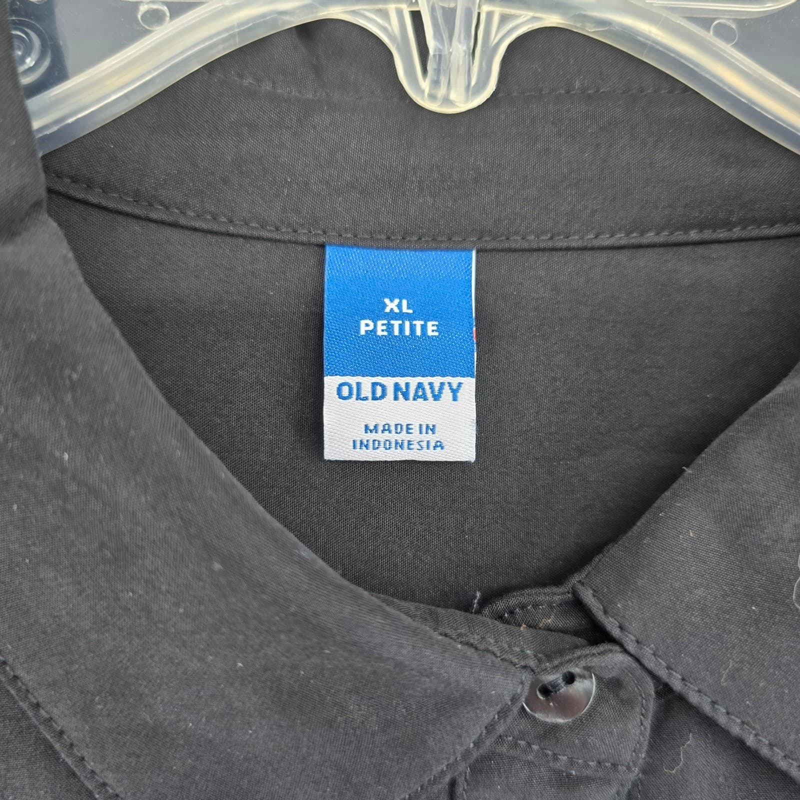 Old Navy Button Down Womens XL Petite Shirt Black Long Sleeve Utility Pocket - Thumbnail 2