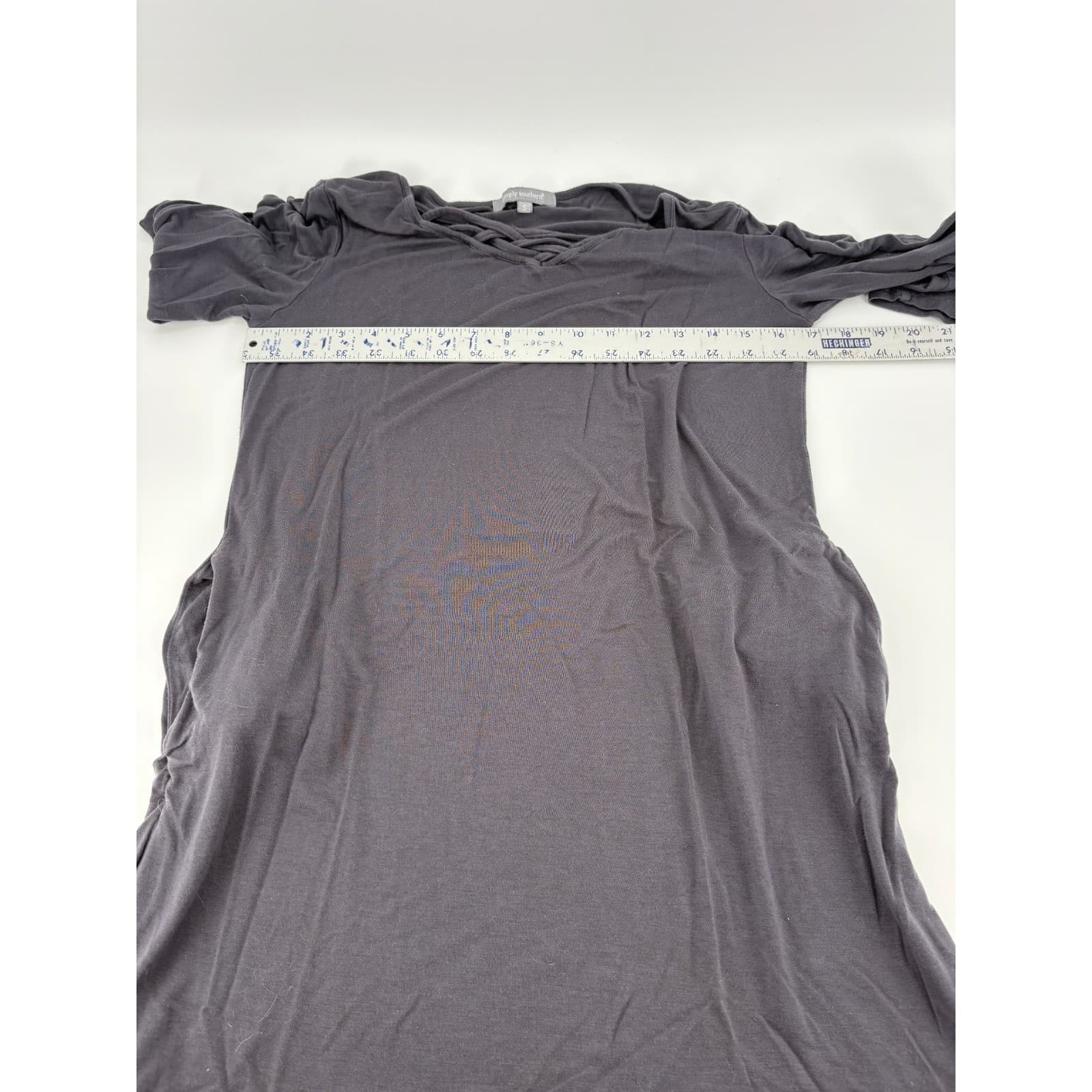Simply Southern Gray Tunic Top Criss Cross Neckline Crochet Hem 3/4 Sleeve - Thumbnail 4