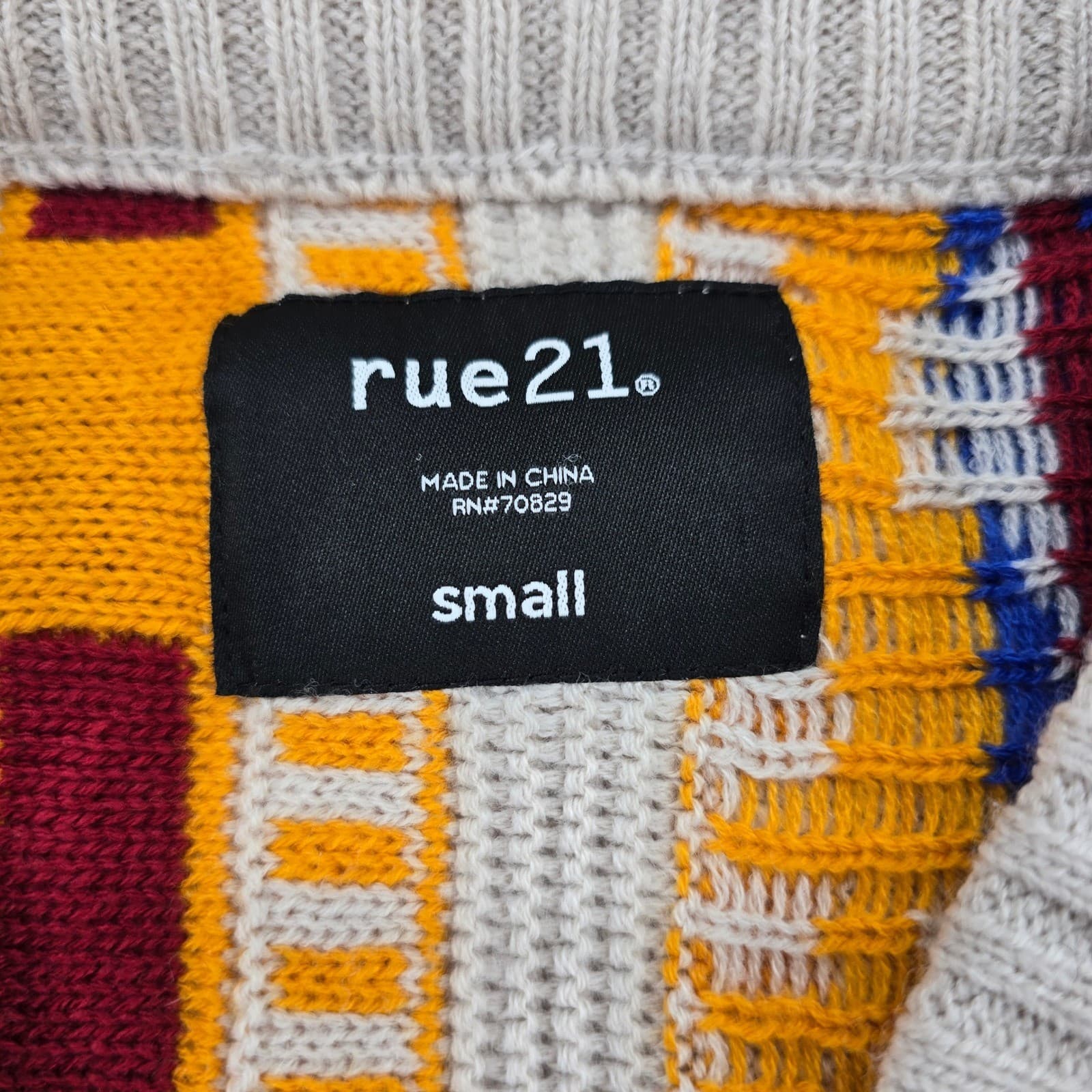 rue21 Men's Small Cardigan Multicolor Coogi Biggie Cosby Style Geometric Knit - Thumbnail 2
