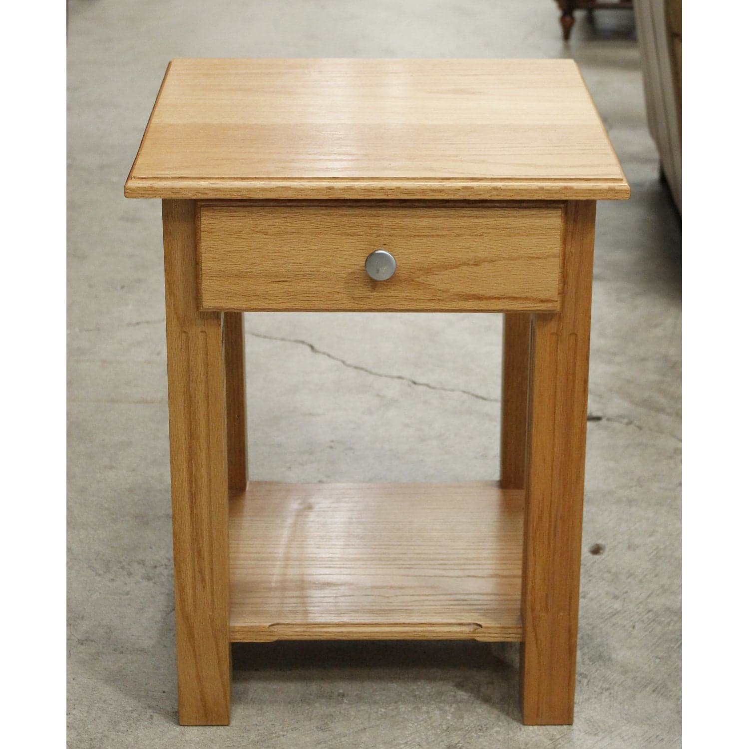 Square Oak Nighstand w/Drawer - Thumbnail 2