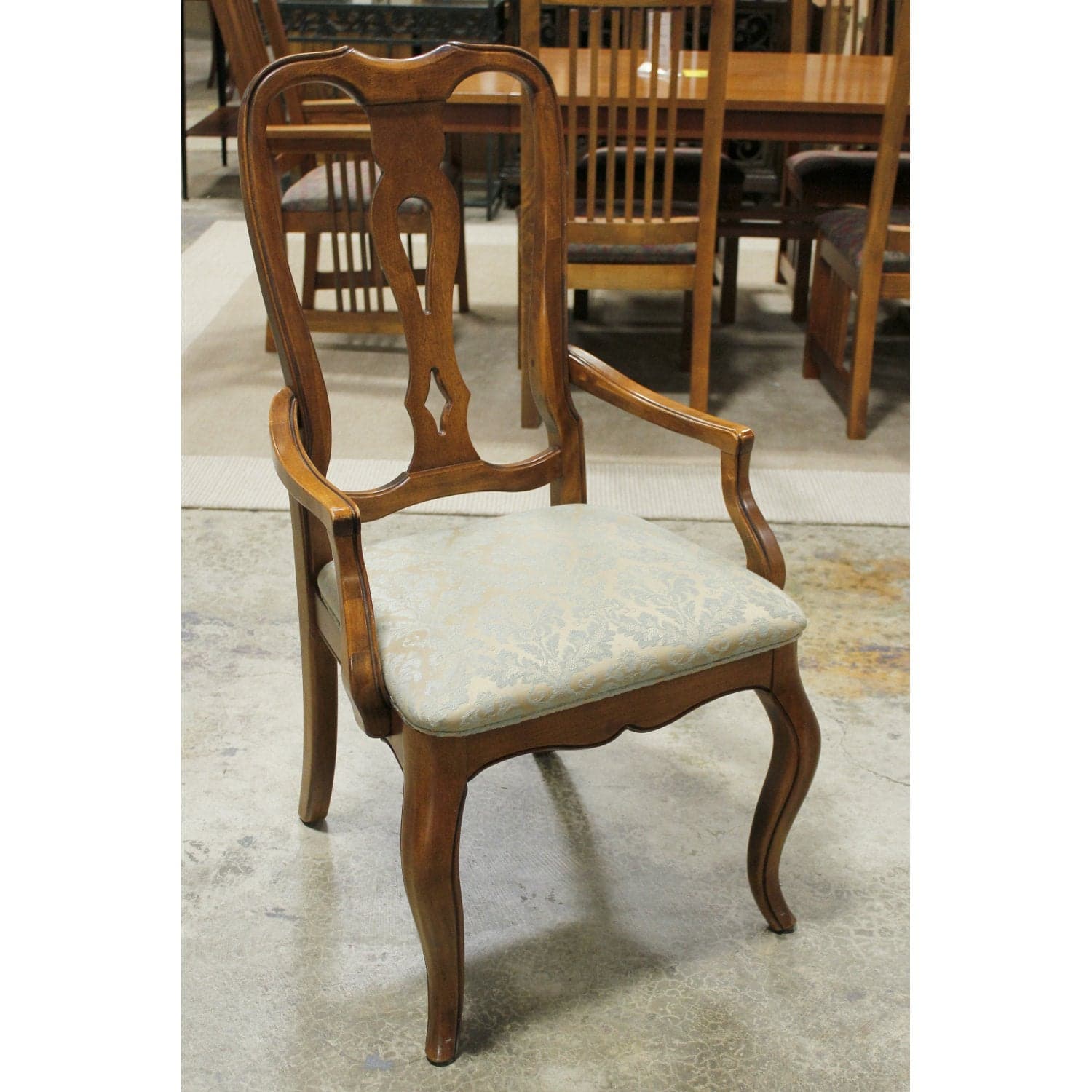 Ethan Allen Dining Table w/6 Chairs - Thumbnail 4
