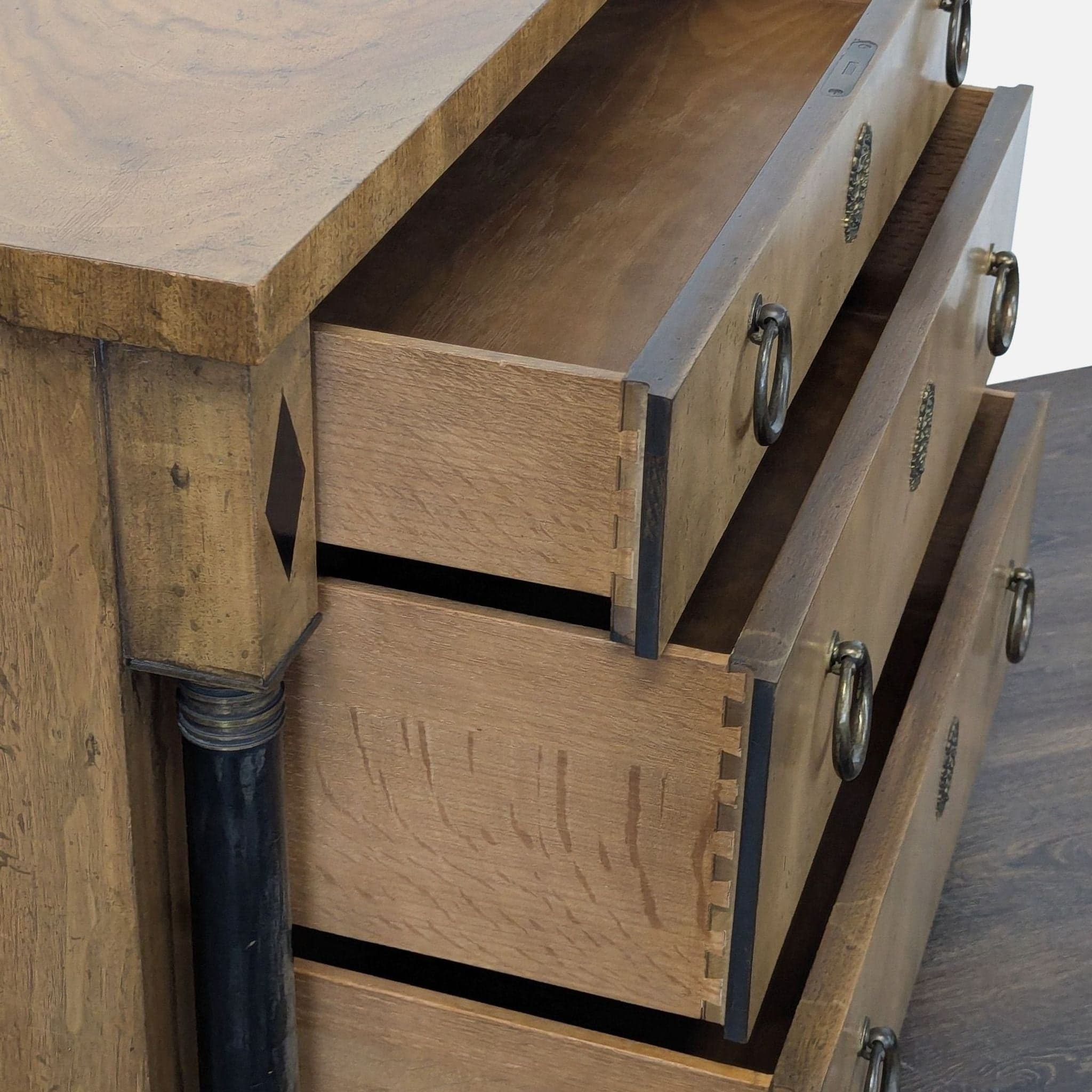 Baker Furniture Classic Burl Wood Veneer 3-Drawer Sidetable/Nightstand - Thumbnail 6