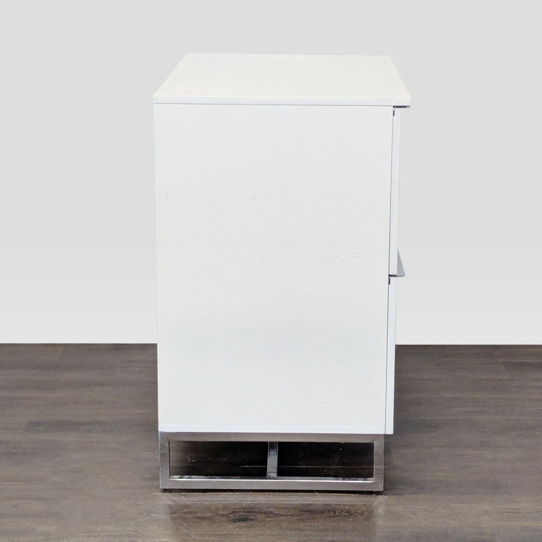 Scandinavian Design White Two-Drawer Cabinet with Metal Legs - Thumbnail 5