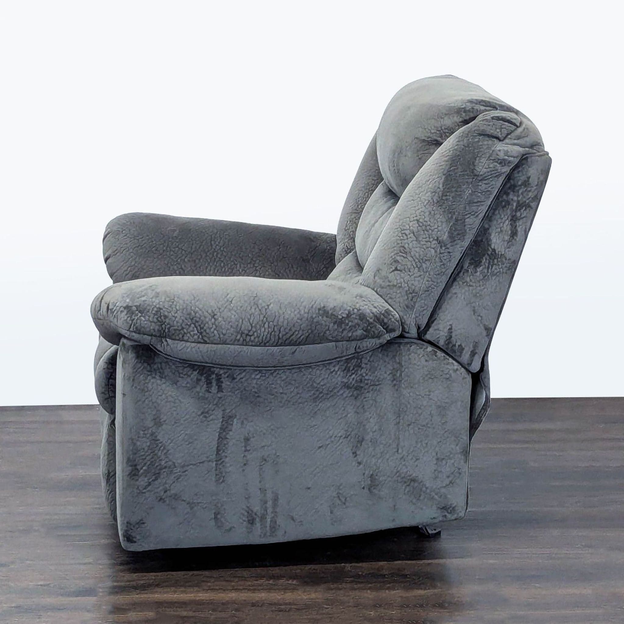 Ashley Furniture Gray Recliner Lounge Chair - Plush and Comfortable - Thumbnail 6