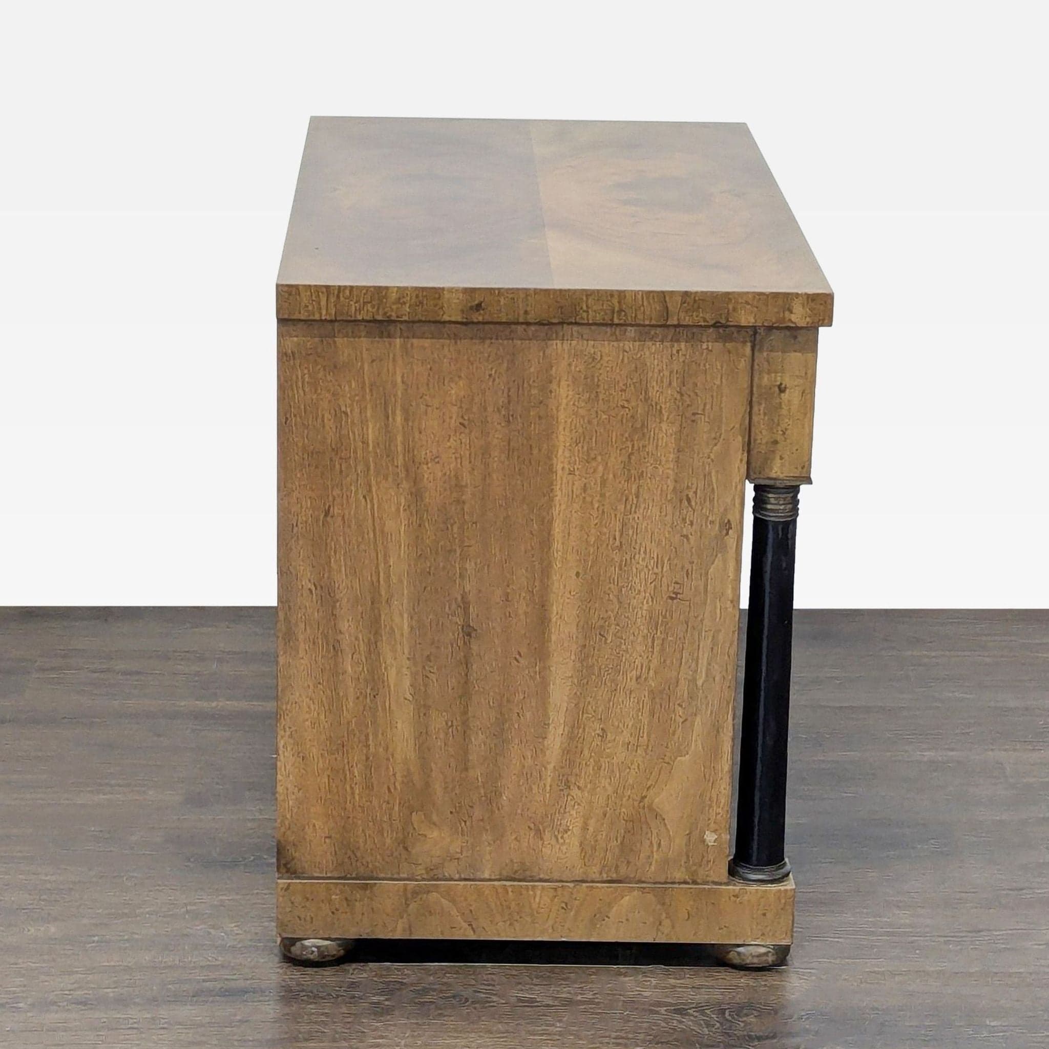 Baker Furniture Classic Burl Wood Veneer 3-Drawer Sidetable/Nightstand - Thumbnail 5