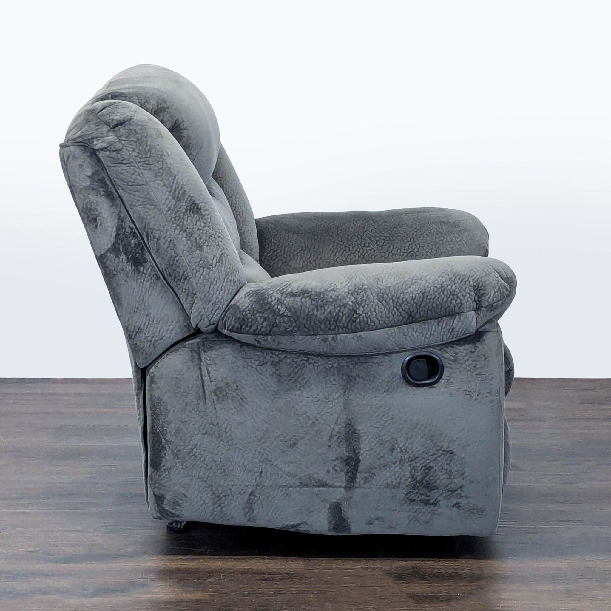 Ashley Furniture Gray Recliner Lounge Chair - Plush and Comfortable - Thumbnail 4