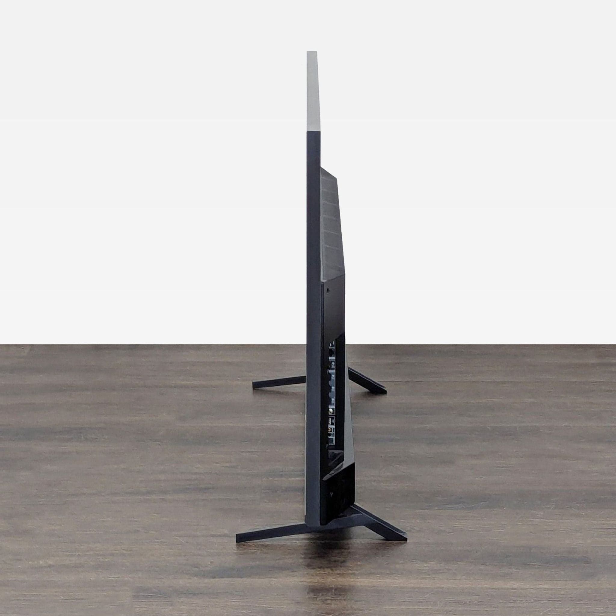 TCL 55-Inch 6-Series 4K Google TV - Sleek Design, Great Condition - Thumbnail 4