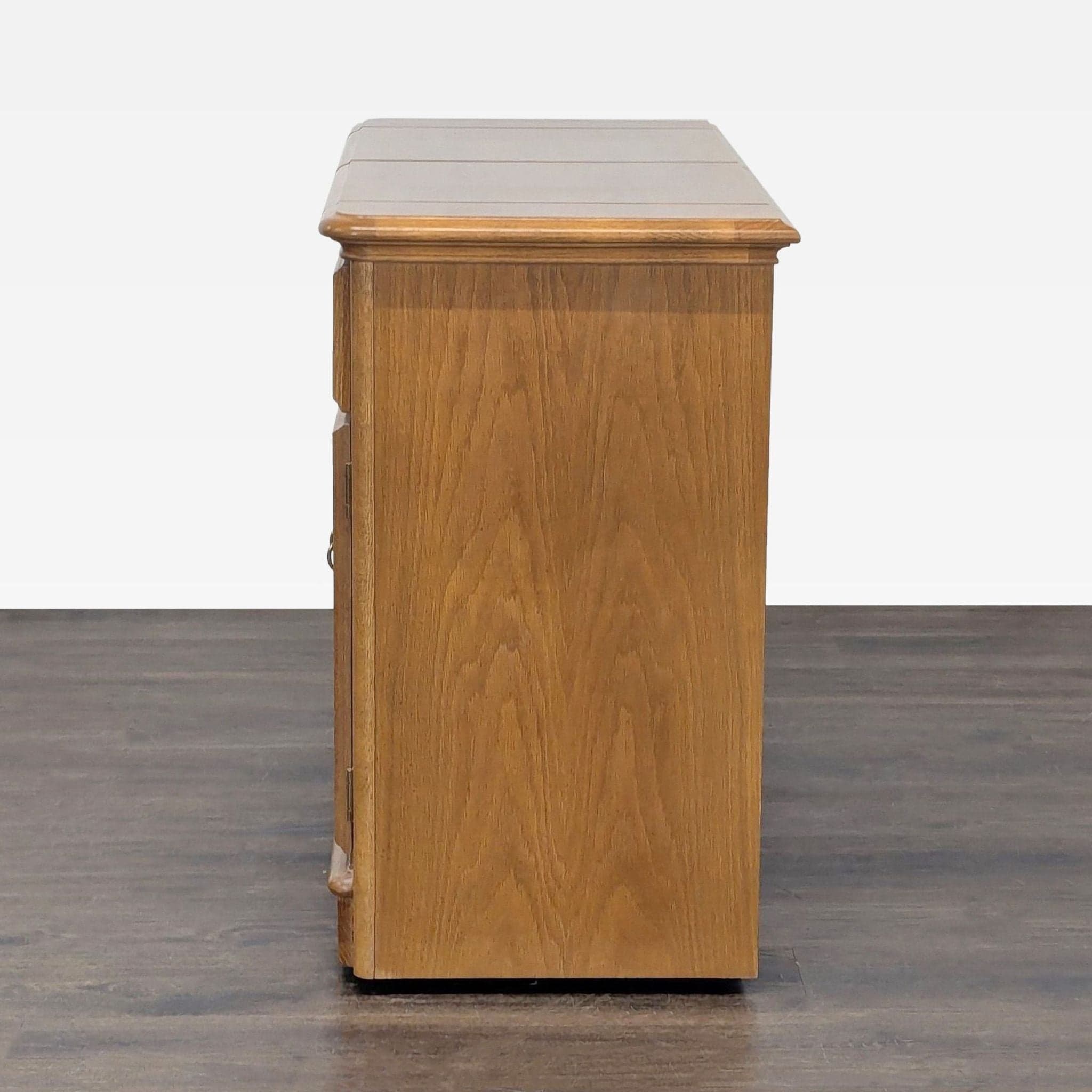 Stanley Furniture Sideboard - Thumbnail 3