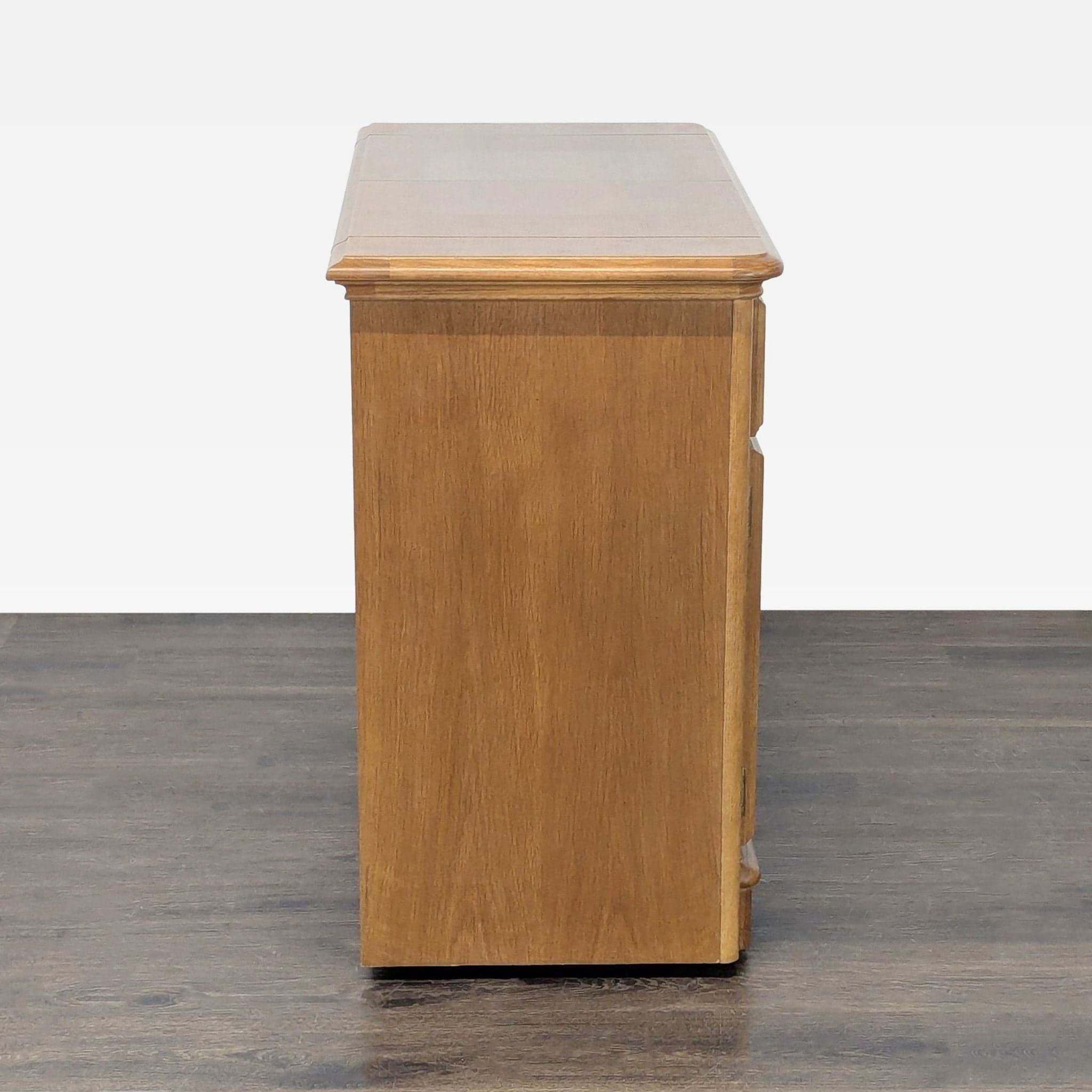 Stanley Furniture Sideboard - Thumbnail 5