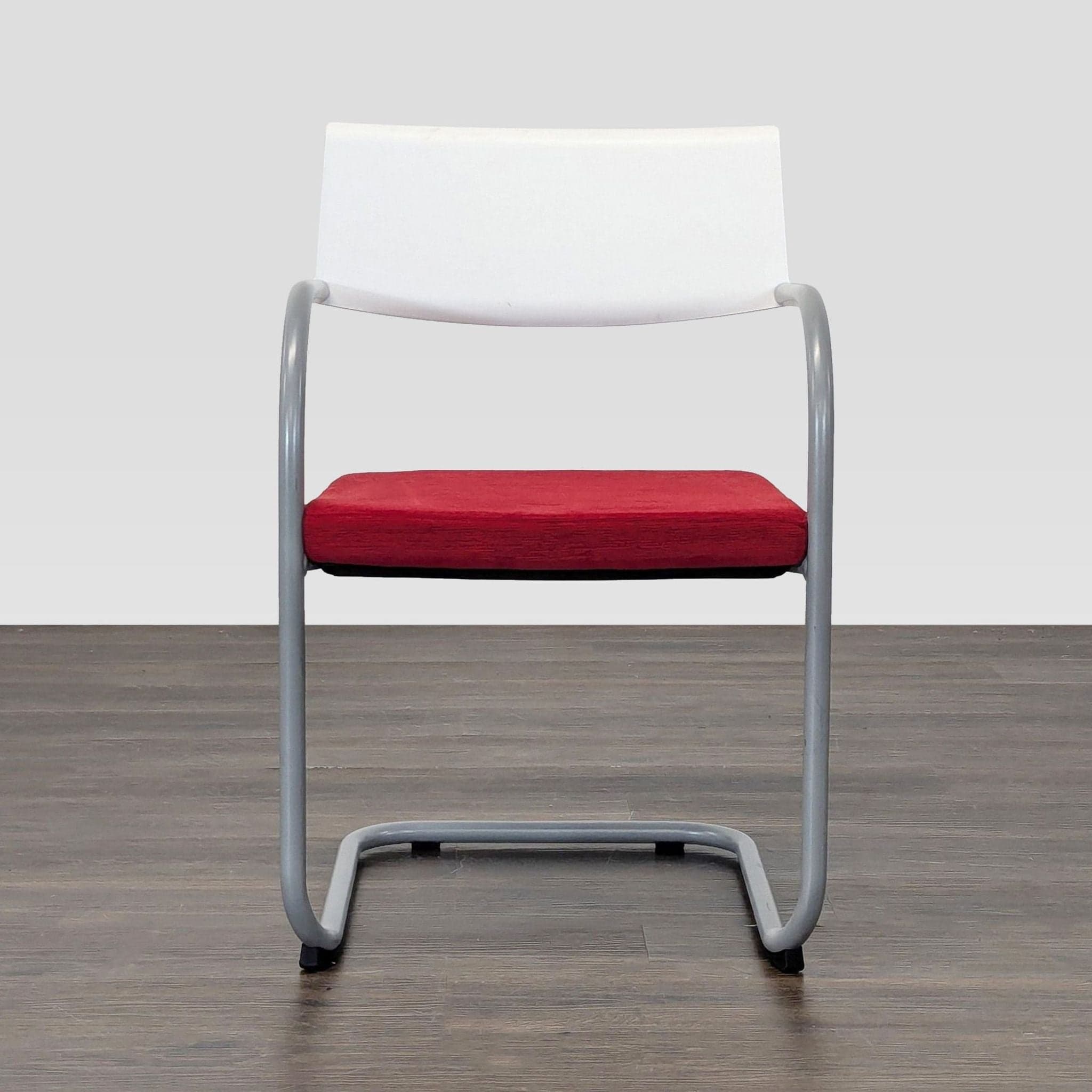 Knoll Moment Armchair - Thumbnail 3