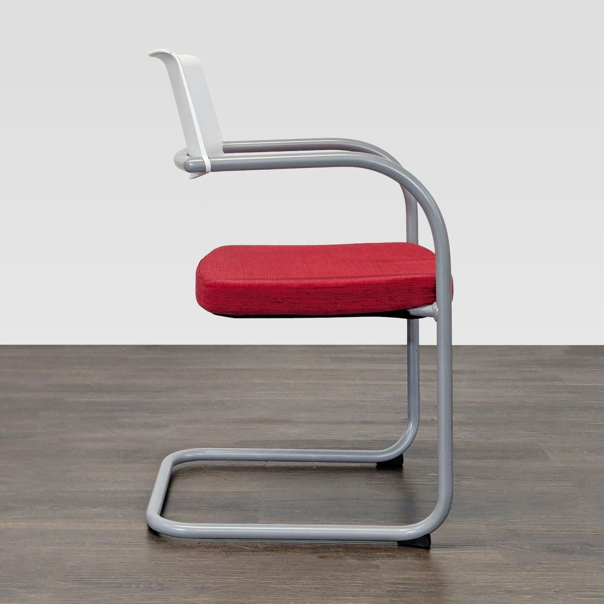 Knoll Moment Armchair - Thumbnail 6