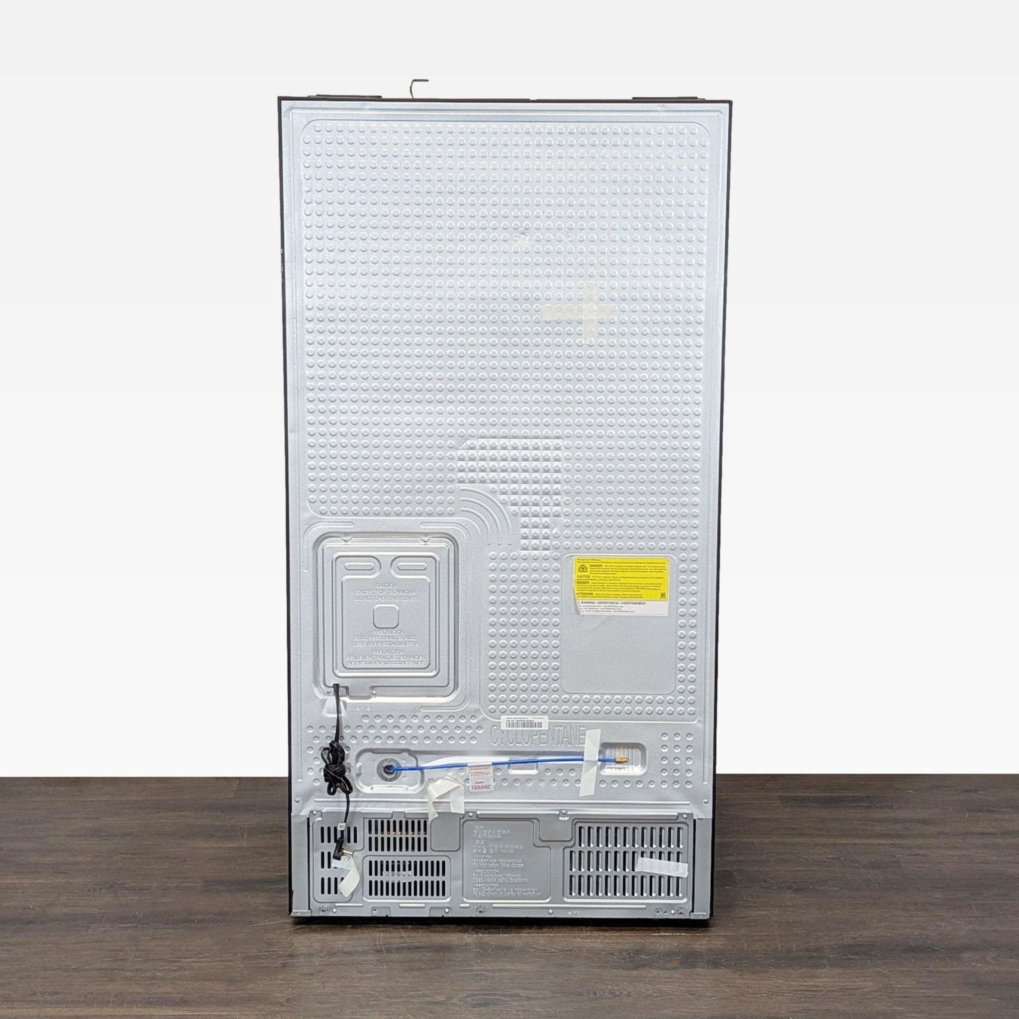Samsung Side-by-Side Refrigerator with Water Dispenser - Stainless Steel - Thumbnail 4