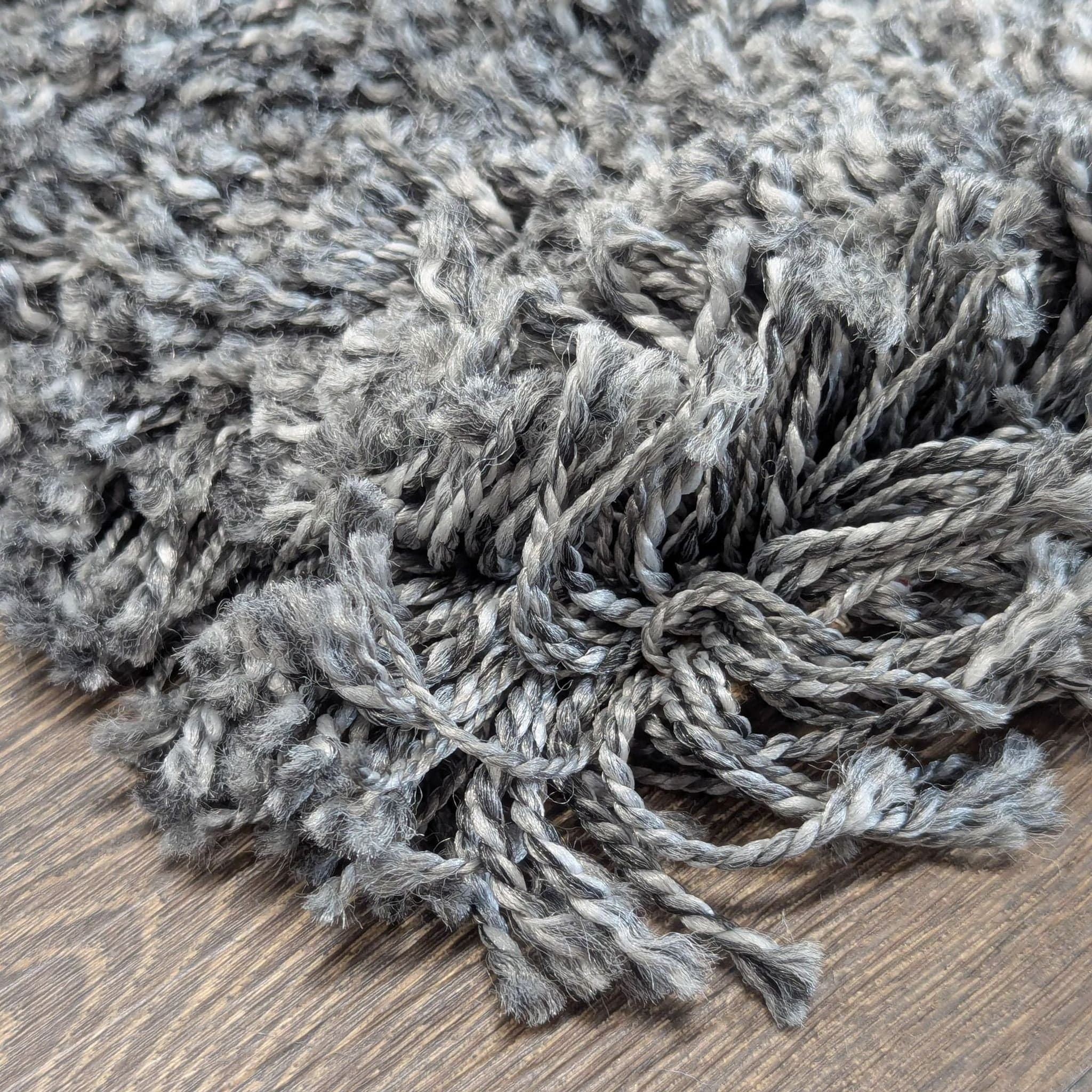 IKEA GÅSER Gray High-Pile Shag Area Rug, 5’7” × 7’10” - Thumbnail 3