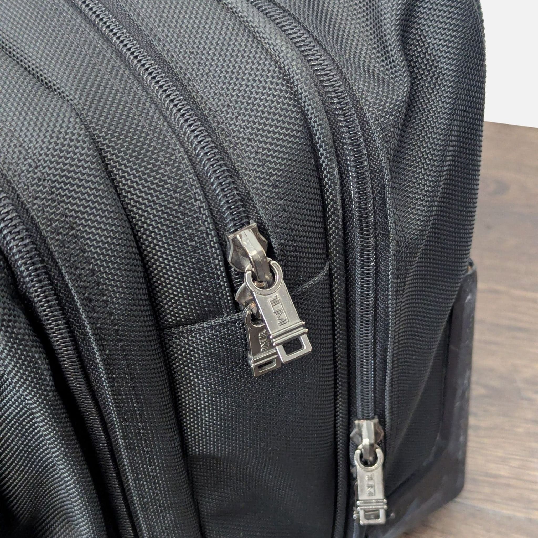 Tumi Black Rolling Carry-On Travel Bag with Telescopic Handle - Thumbnail 12